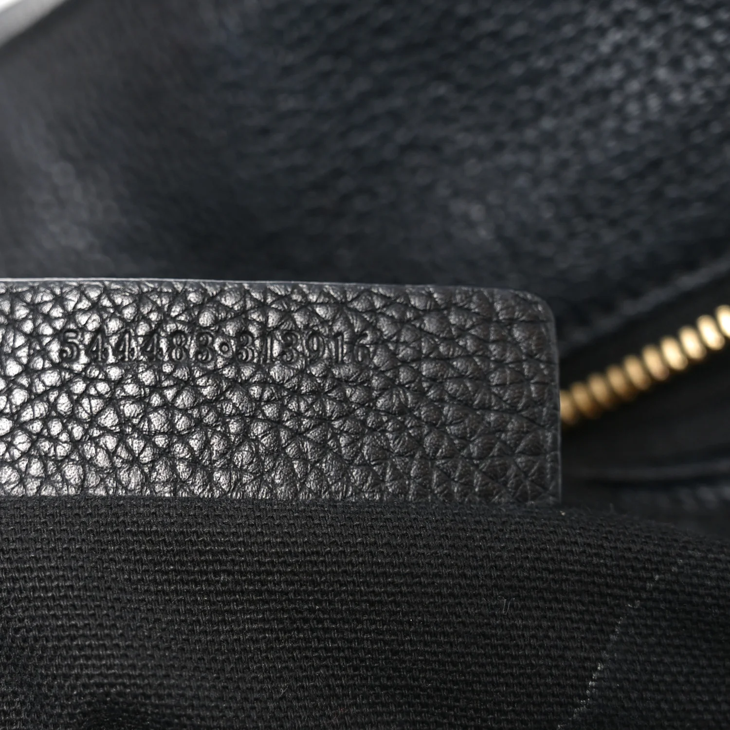 Pebbled Calfskin Large Skull Padlock Zip Around Tote Black - Image 7