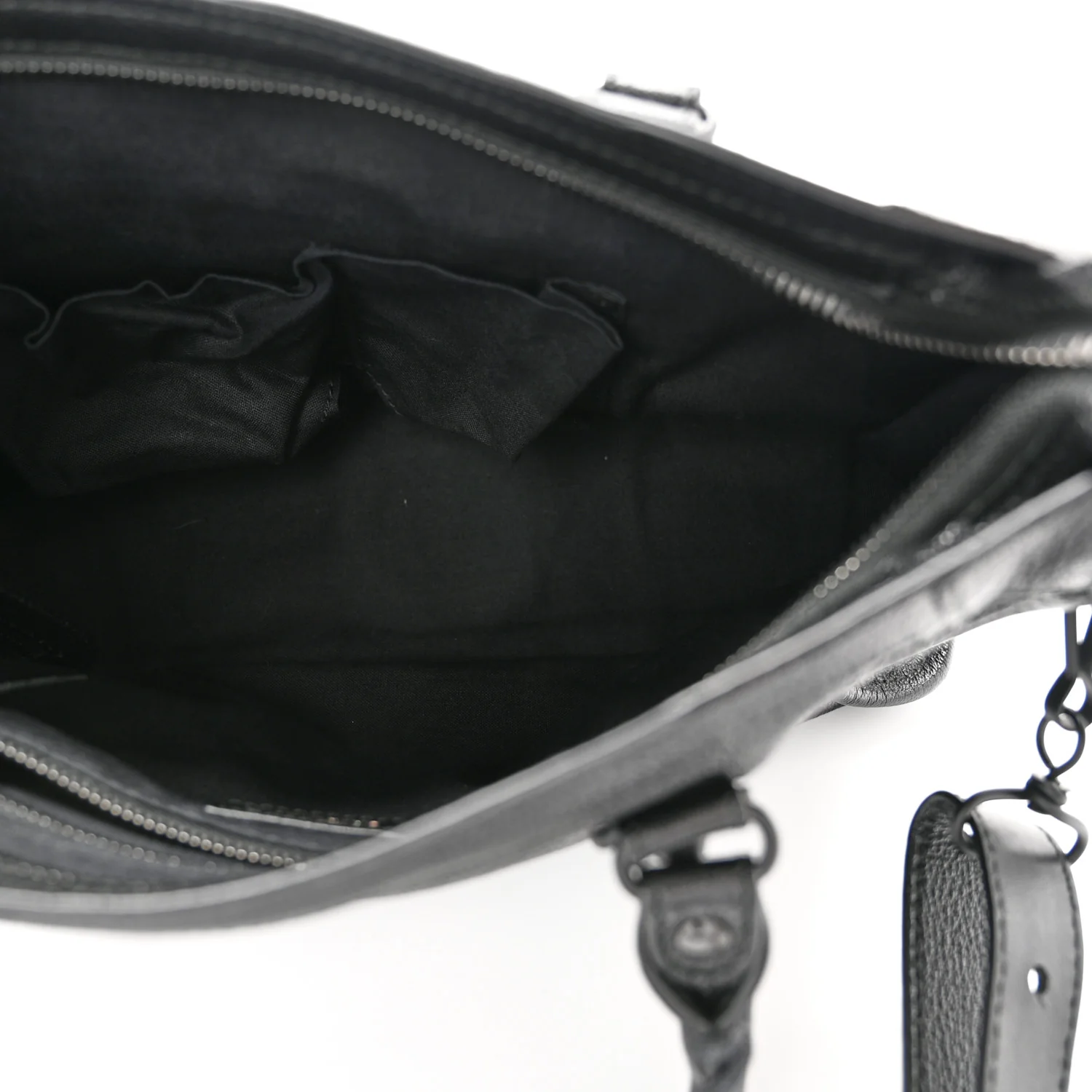 Chevre Black Metallic Edge Hardware S City Black - Image 5