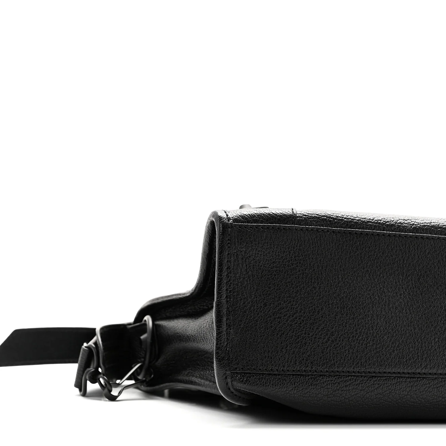 Chevre Black Metallic Edge Hardware S City Black - Image 9