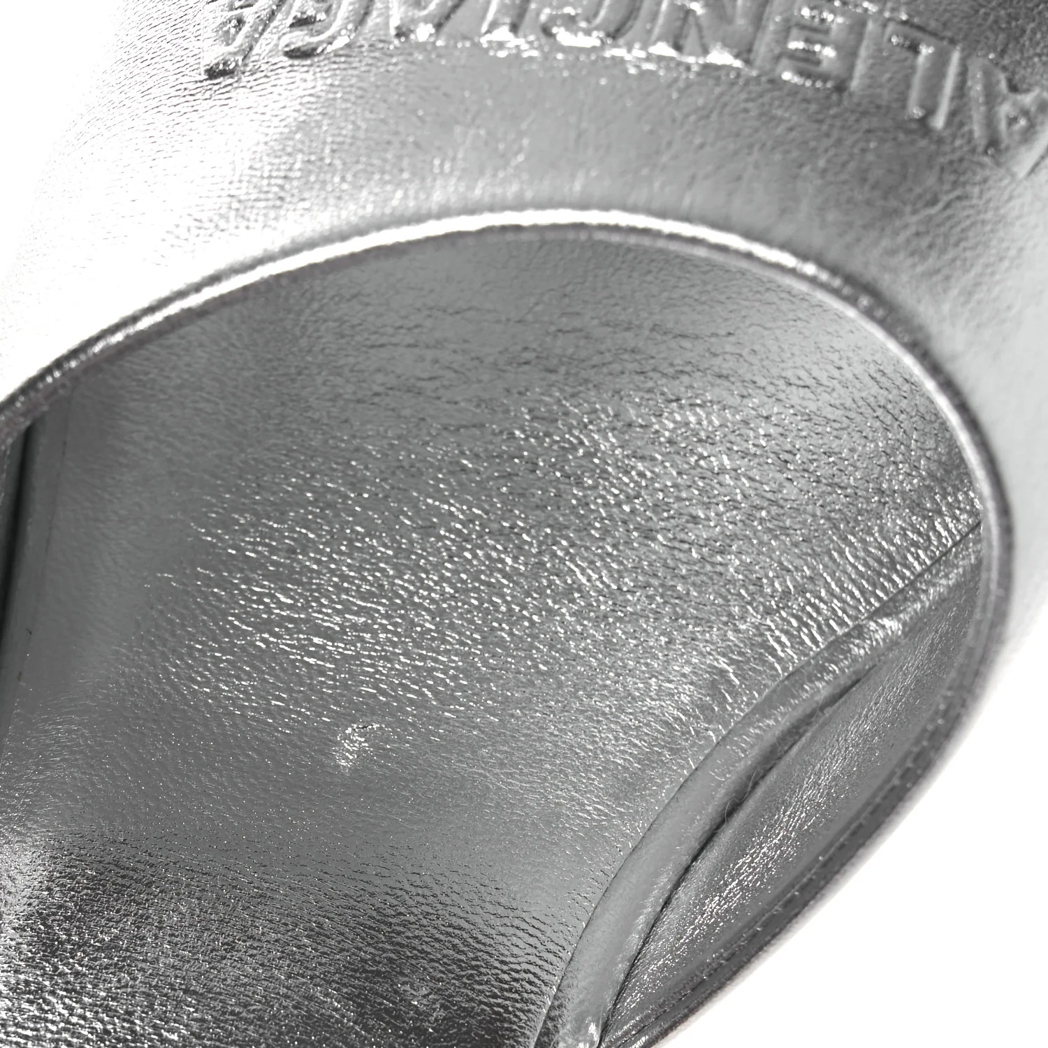 Metallic Sheepskin Duty Free 70mm Sandals 39 Silver - Image 11