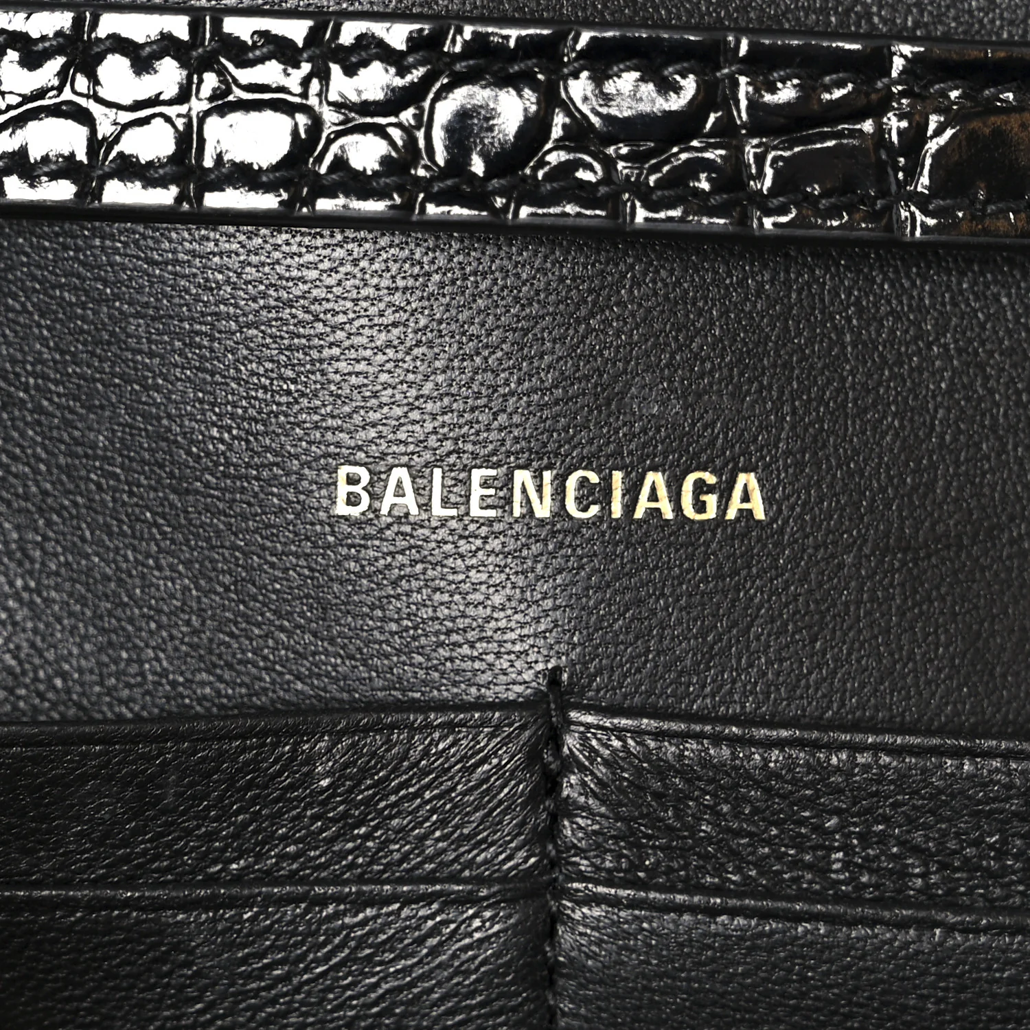 Shiny Calfskin Crocodile Embossed Hourglass Chain Bag Black - Image 6