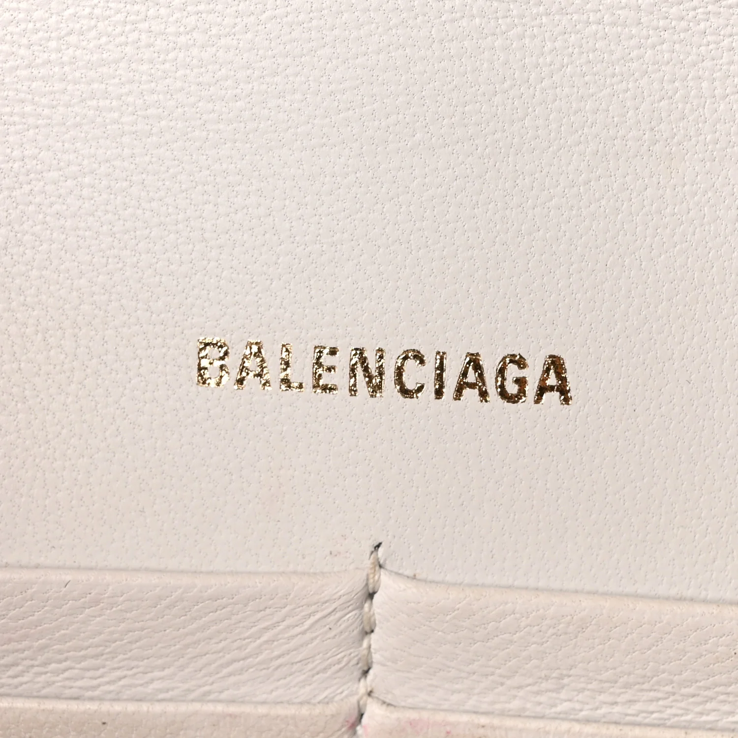 Shiny Calfskin Crocodile Embossed Hourglass Chain Bag White - Image 6