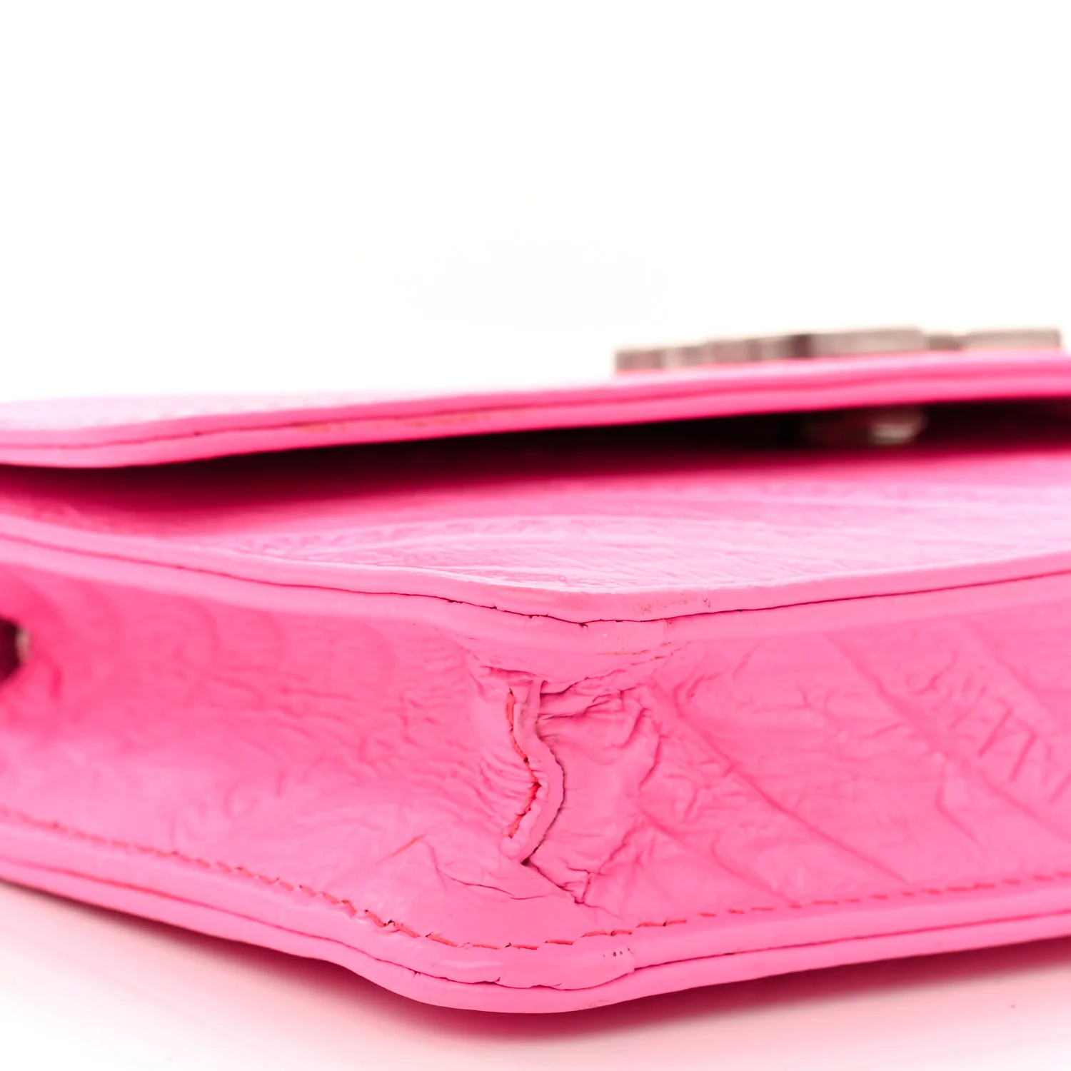 Shiny Goatskin Logo Embossed BB Wallet On Chain Acid Pink - Image 8