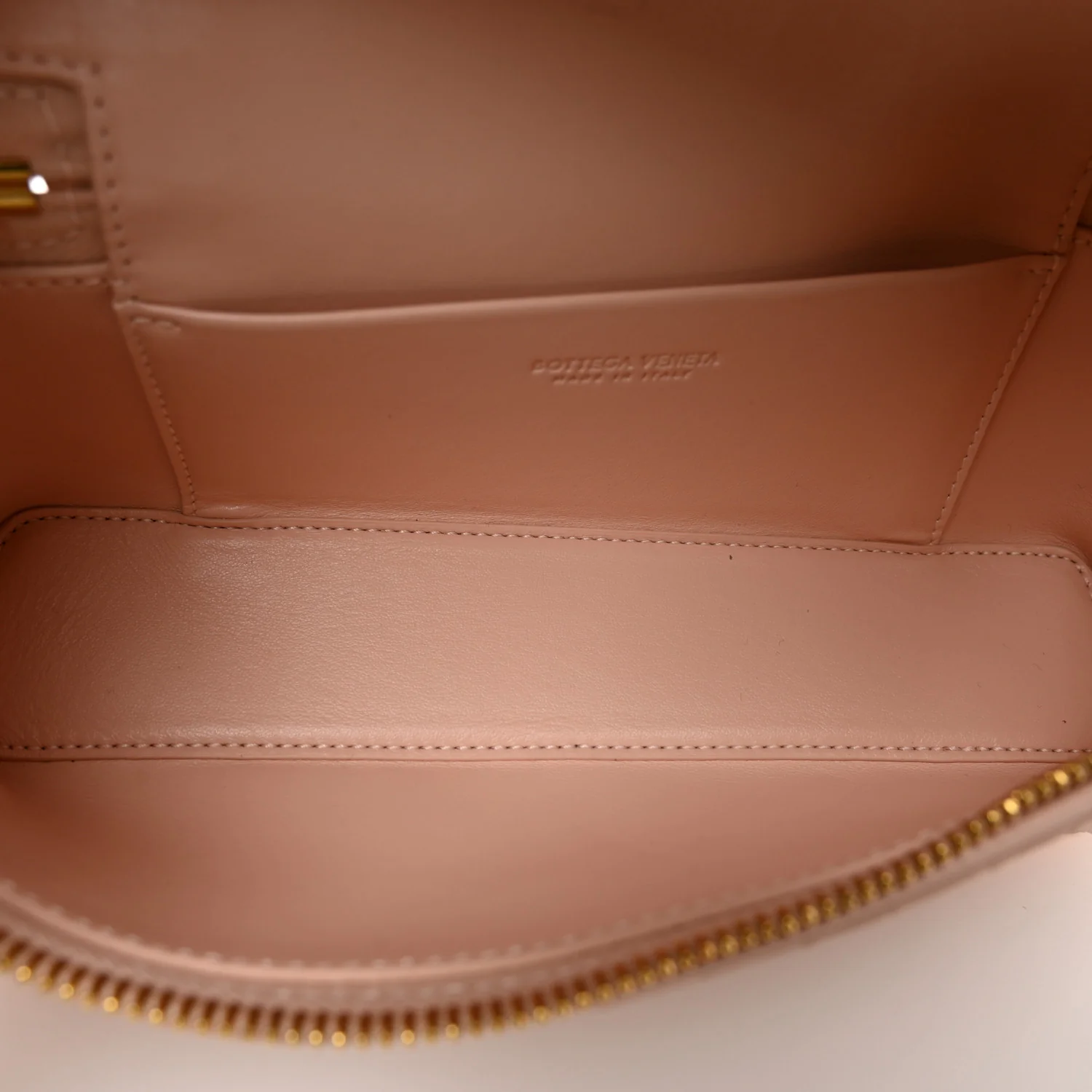 Calfskin Intrecciato Bang Bang Vanity Case Cameo - Image 5