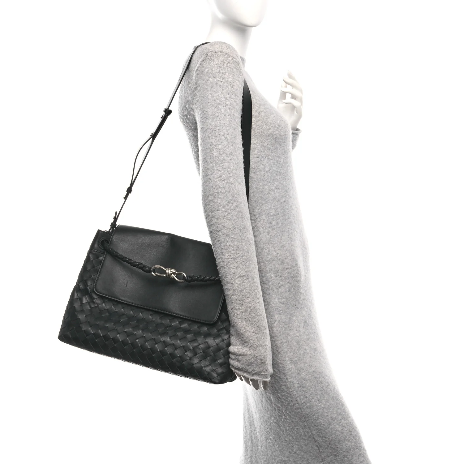 Calfskin Intrecciato Medium Andiamo Messenger Bag Black - Image 2