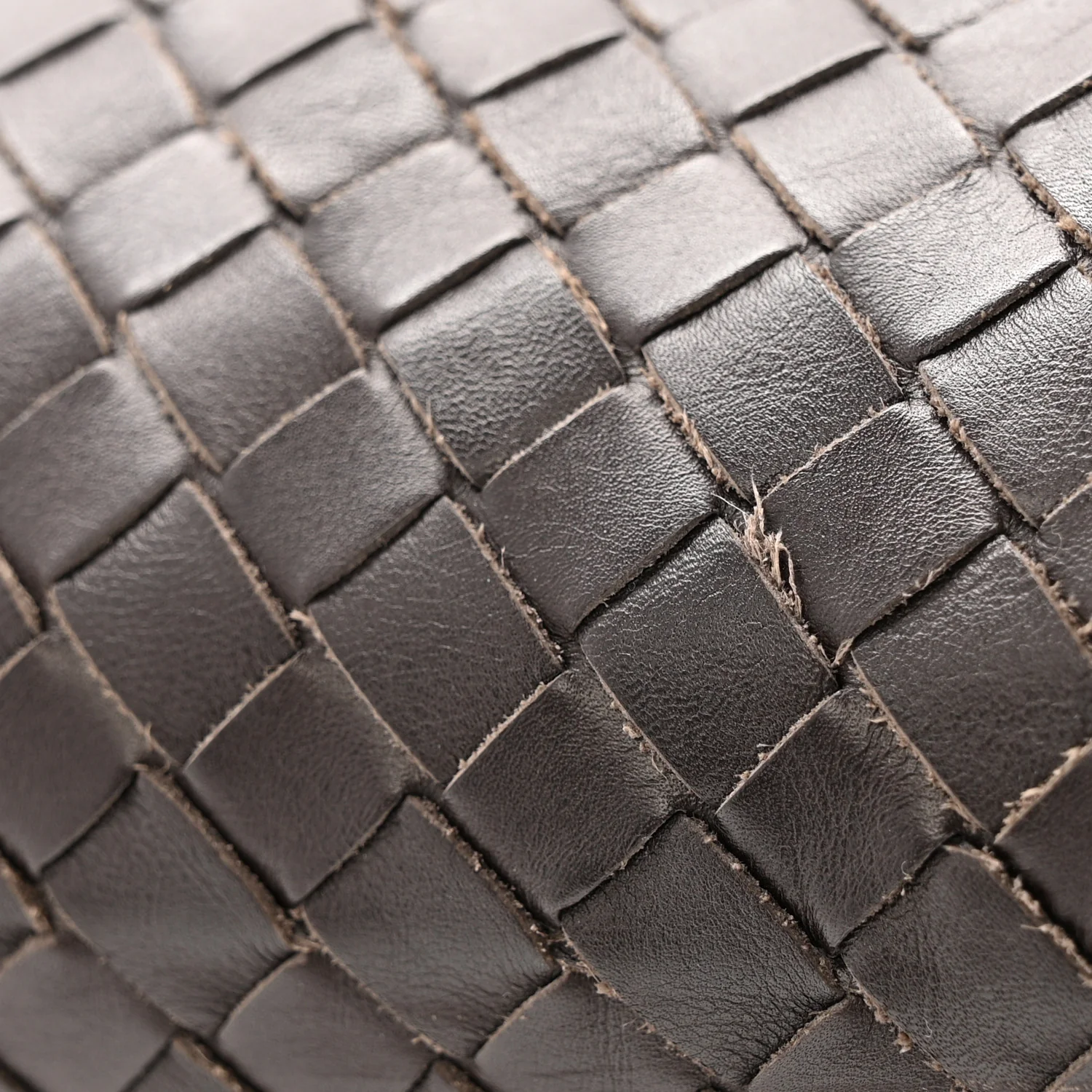 Calfskin Leggero Intrecciato Briefcase Ebano - Image 12