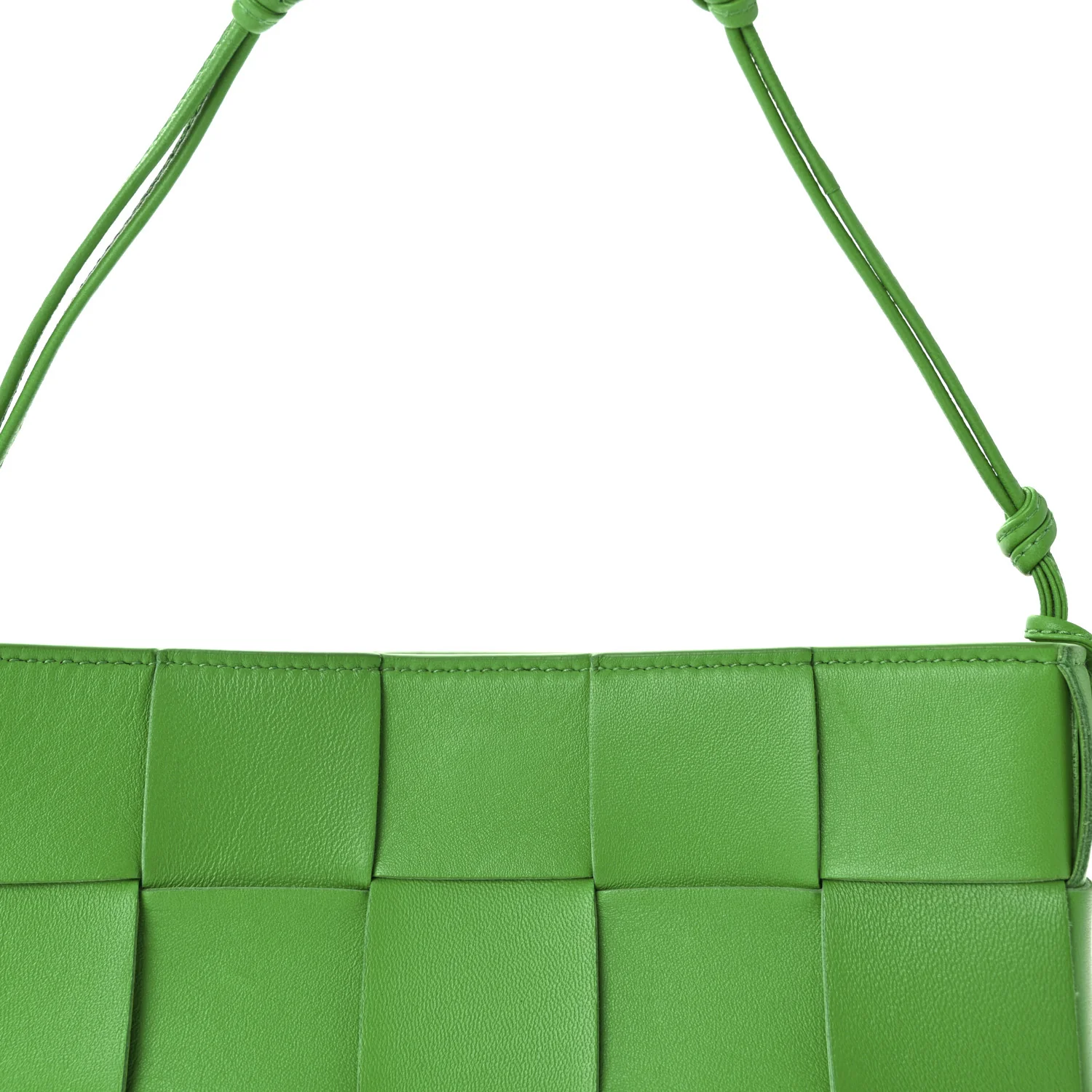 Calfskin Maxi Intrecciato Cassette Pouch On Strap Parakeet - Image 7