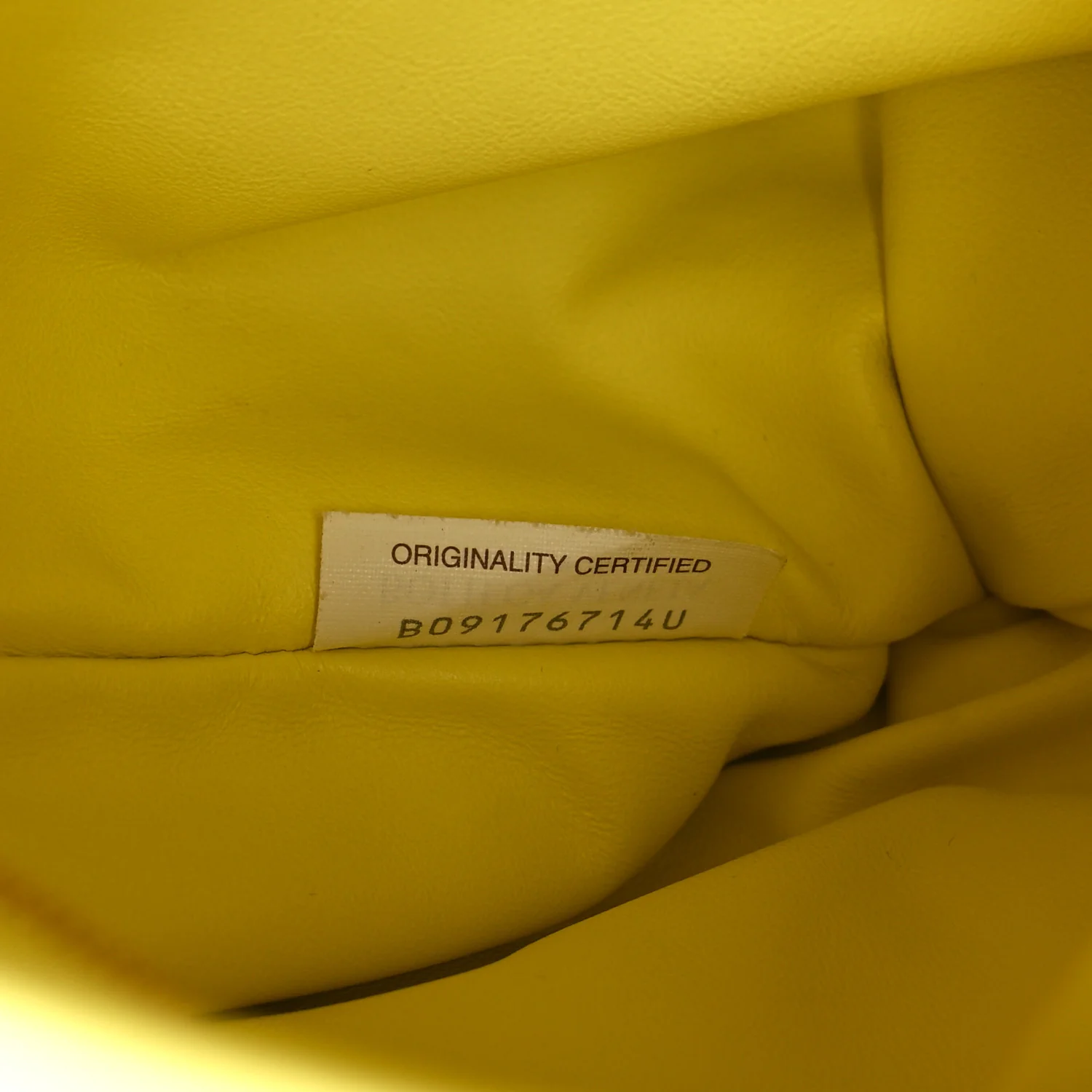 Calfskin Mini BV Twist Yellow - Image 8