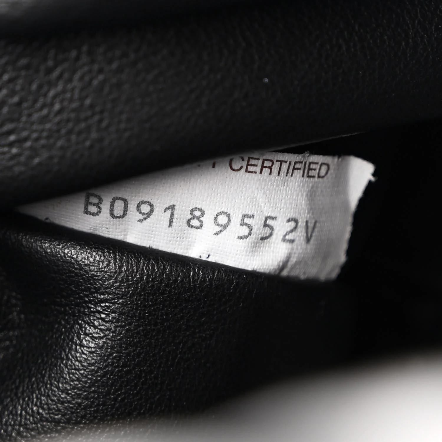Calfskin The Pouch Chain Black - Image 7