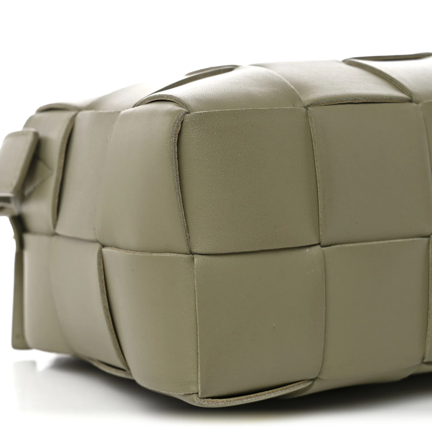 Lambskin Maxi Intrecciato Brick Cassette Bag Travertine - Image 9