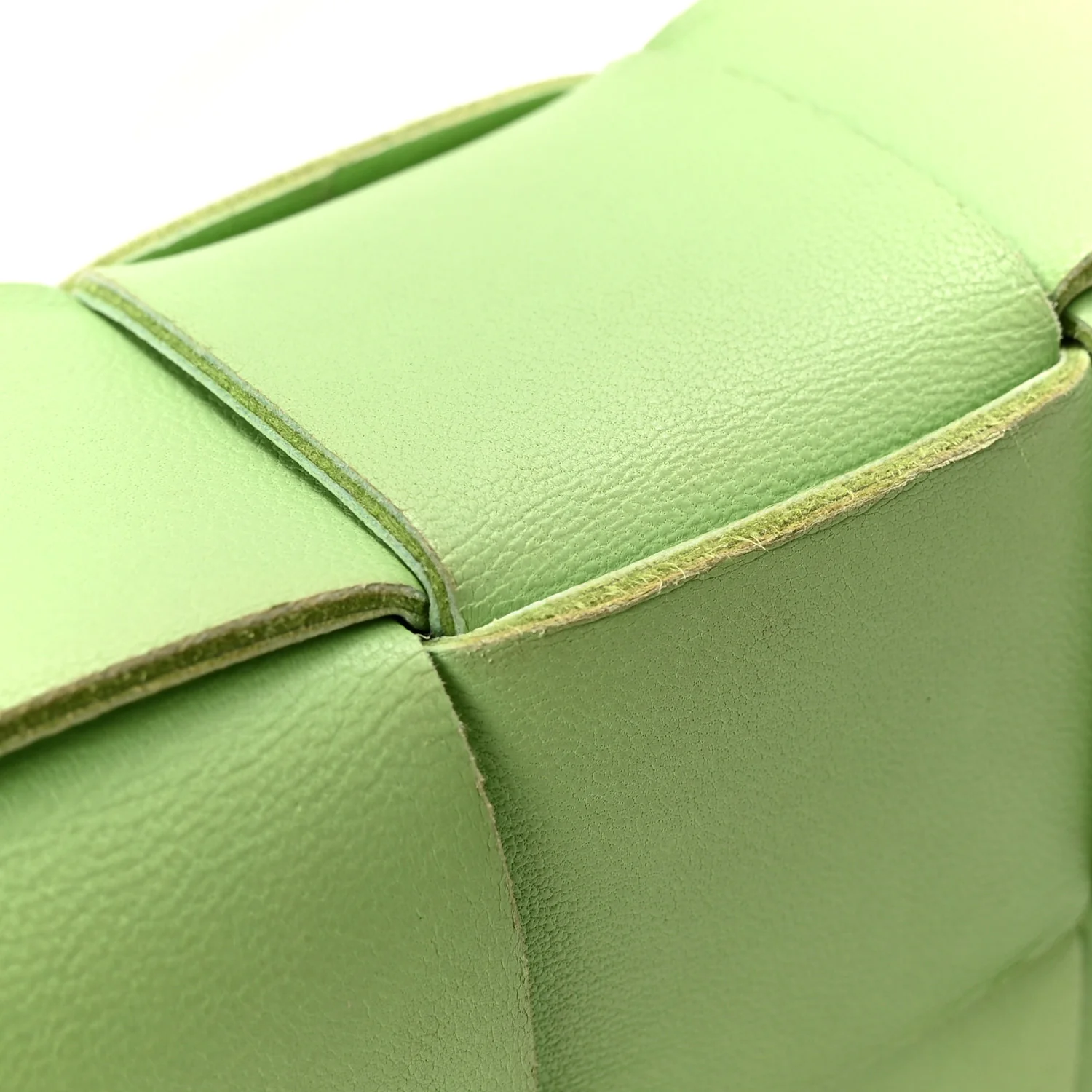 Lambskin Maxi Intrecciato Cassette Crossbody Bag Pistachio - Image 14