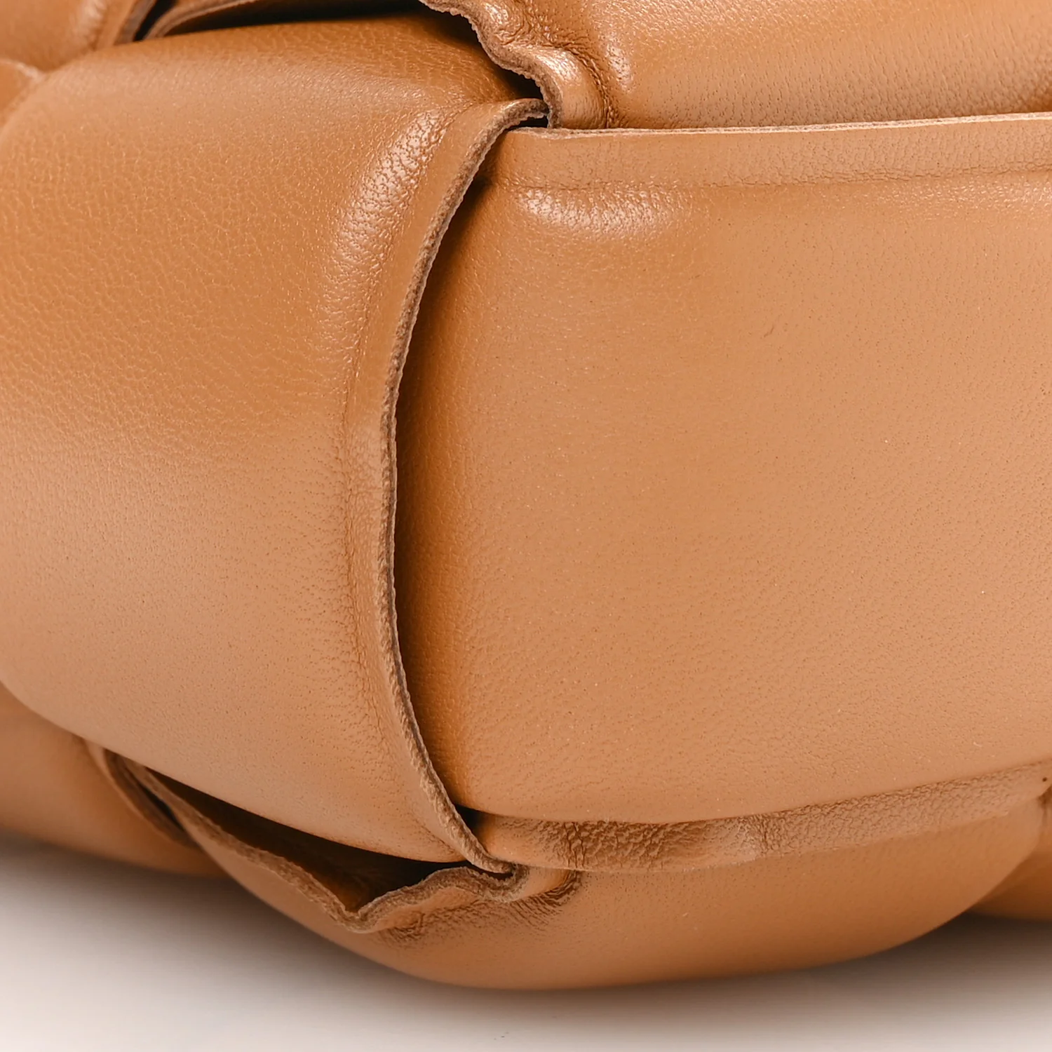 Lambskin Maxi Intreccio Padded Chain Cassette Crossbody Bag Caramel - Image 9