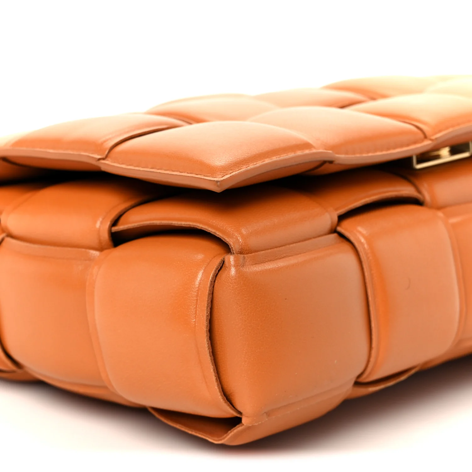Lambskin Maxi Intreccio Padded Chain Cassette Crossbody Bag Clay - Image 11