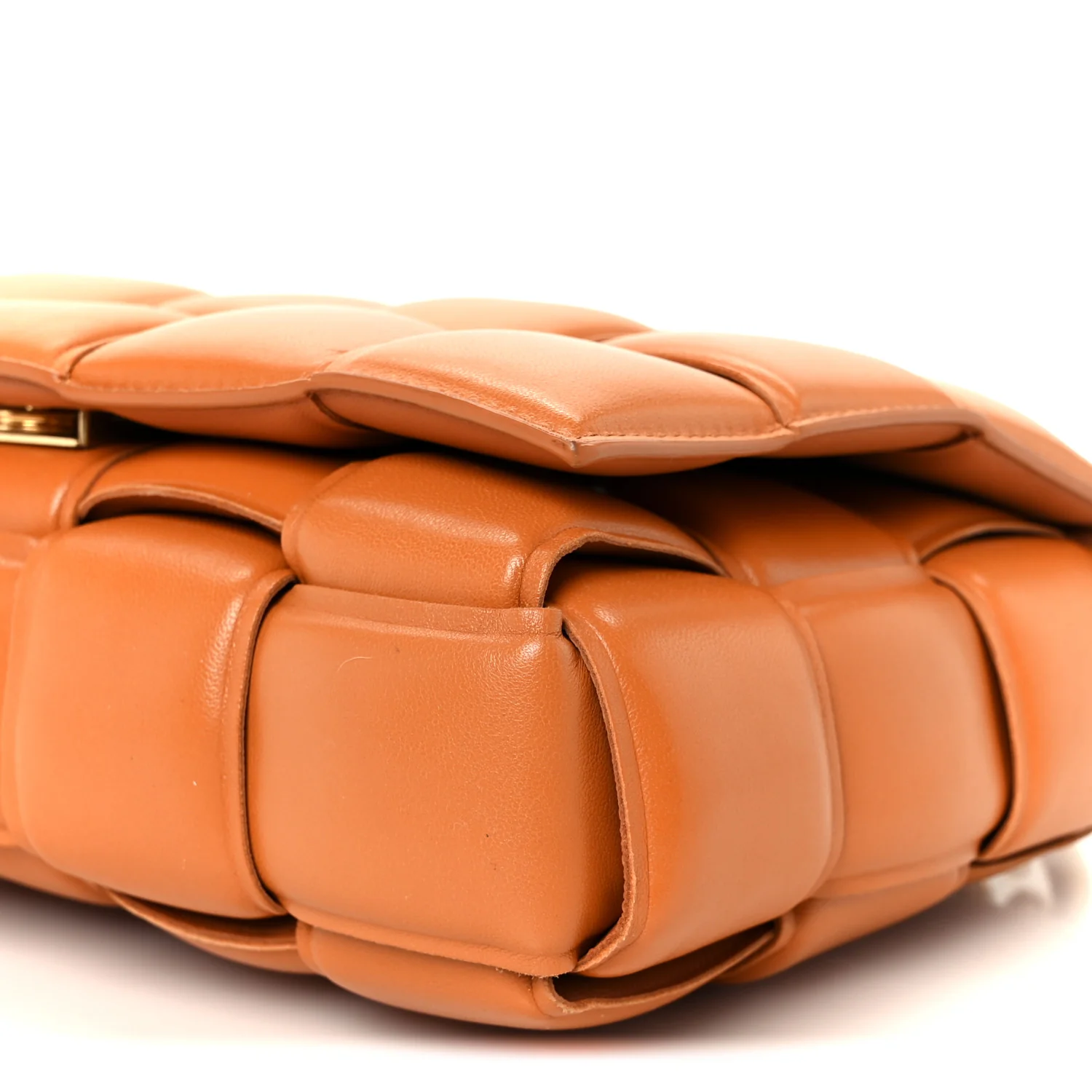 Lambskin Maxi Intreccio Padded Chain Cassette Crossbody Bag Clay - Image 12