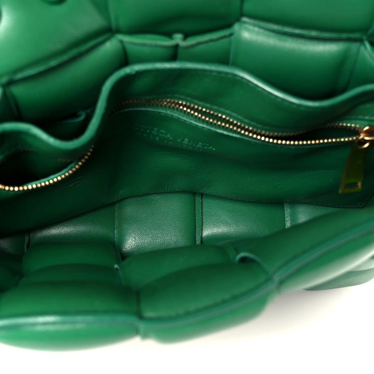 Lambskin Maxi Intreccio Padded Chain Cassette Crossbody Bag Racing Green - Image 5