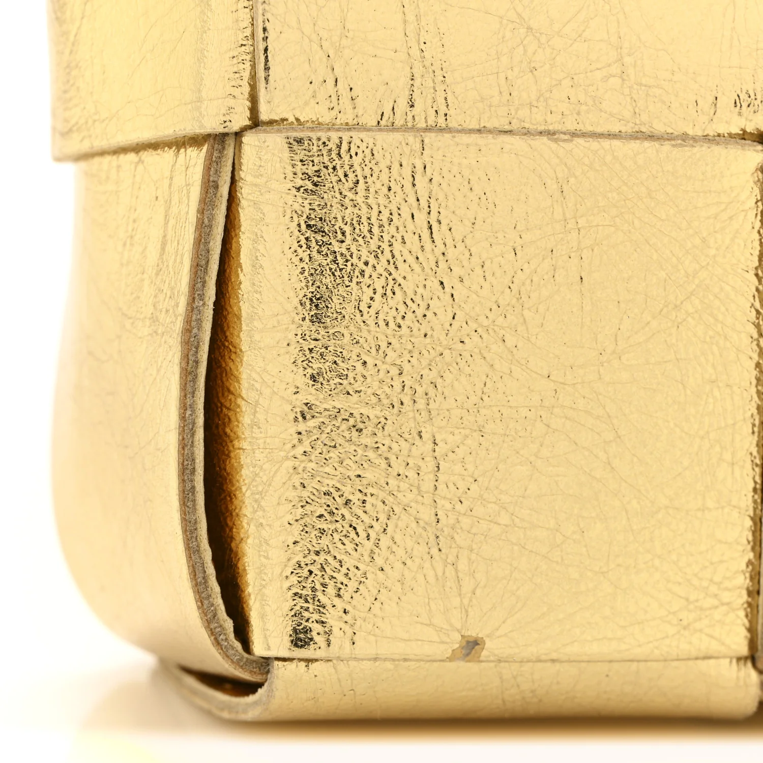 Metallic Lambskin Maxi Intrecciato Cassette Pouch On Strap Bag Gold - Image 10