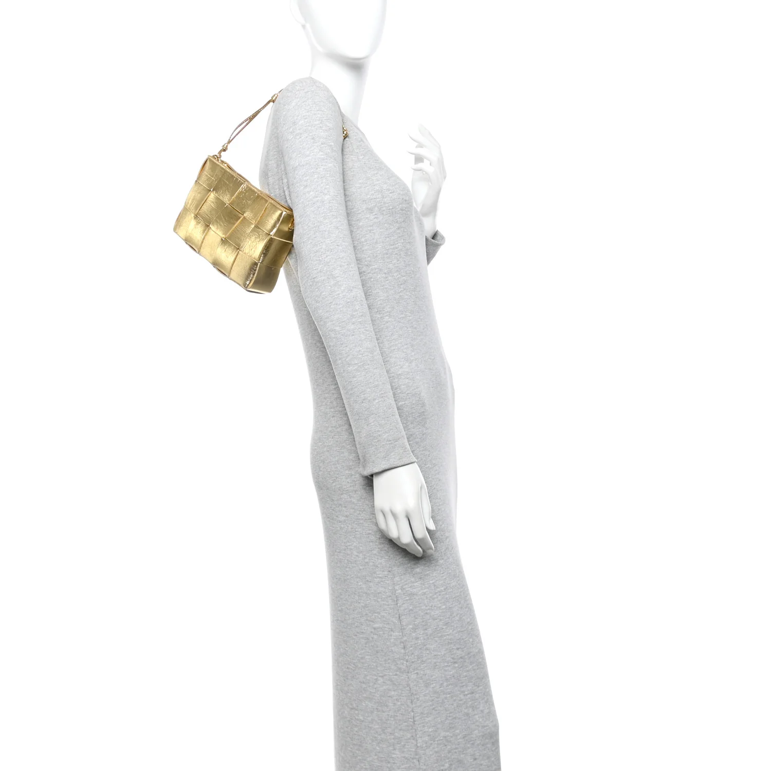 Metallic Lambskin Maxi Intrecciato Cassette Pouch On Strap Bag Gold - Image 2