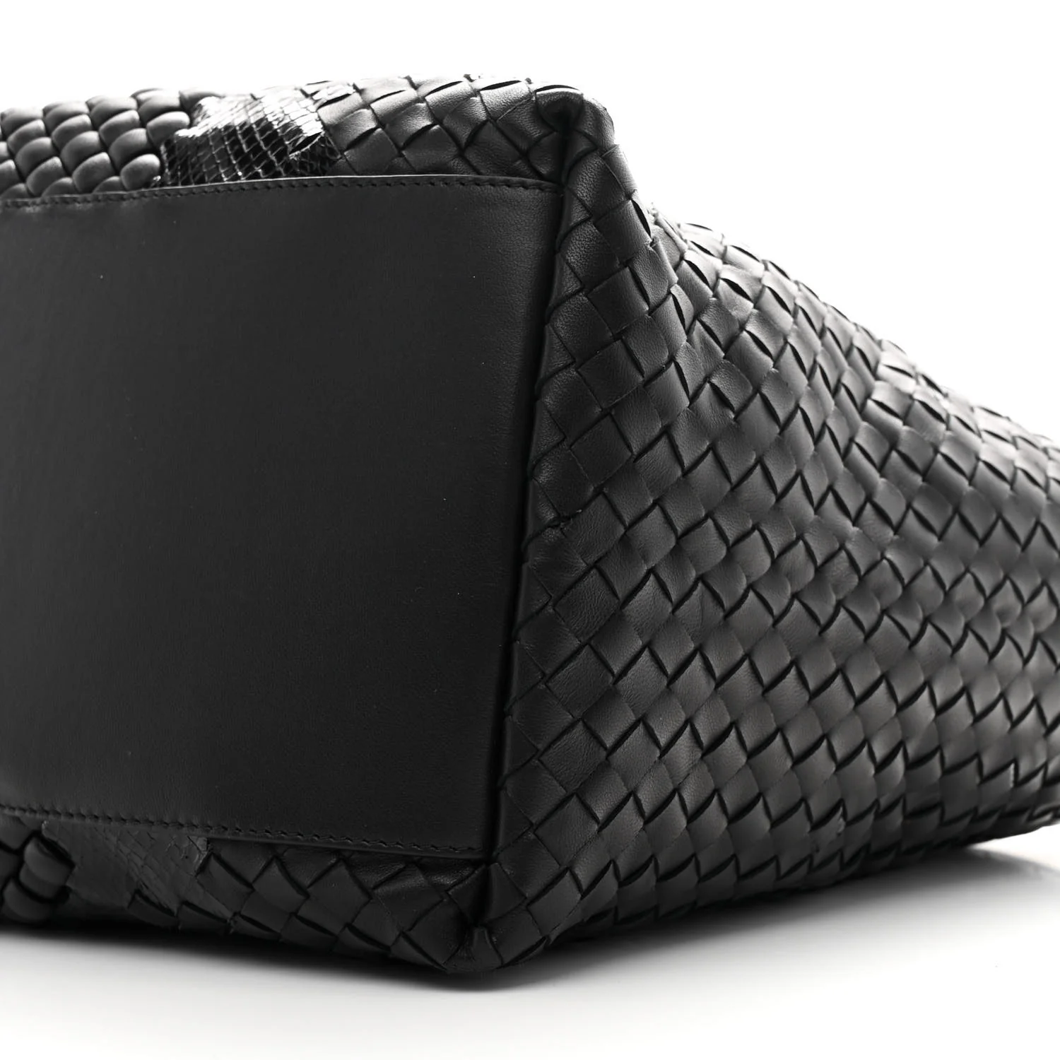 Nappa Ayers Intrecciato Medium Seamless Tote Black - Image 10