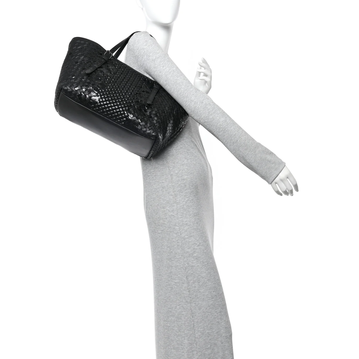 Nappa Ayers Intrecciato Medium Seamless Tote Black - Image 2