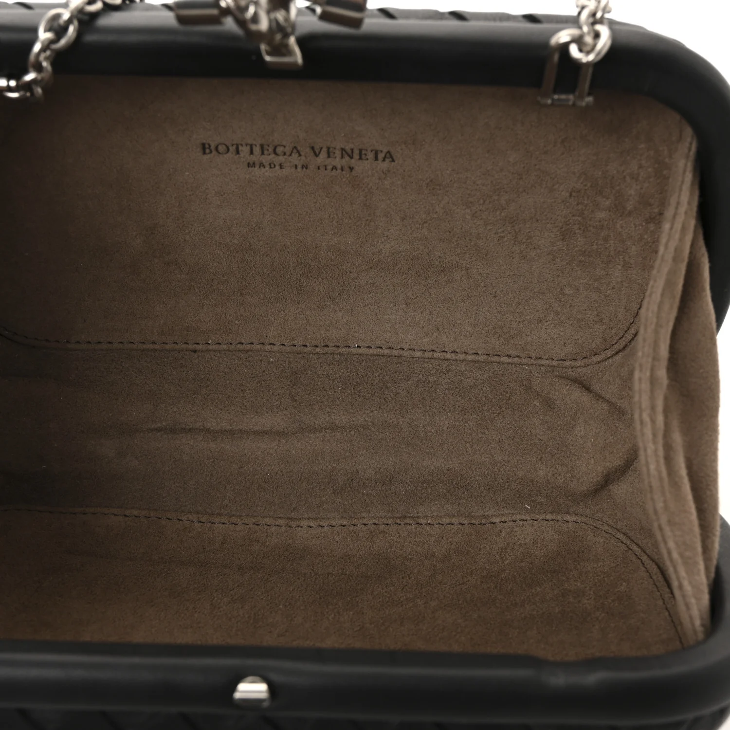 Nappa Intrecciato Chain Knot Clutch Black - Image 5