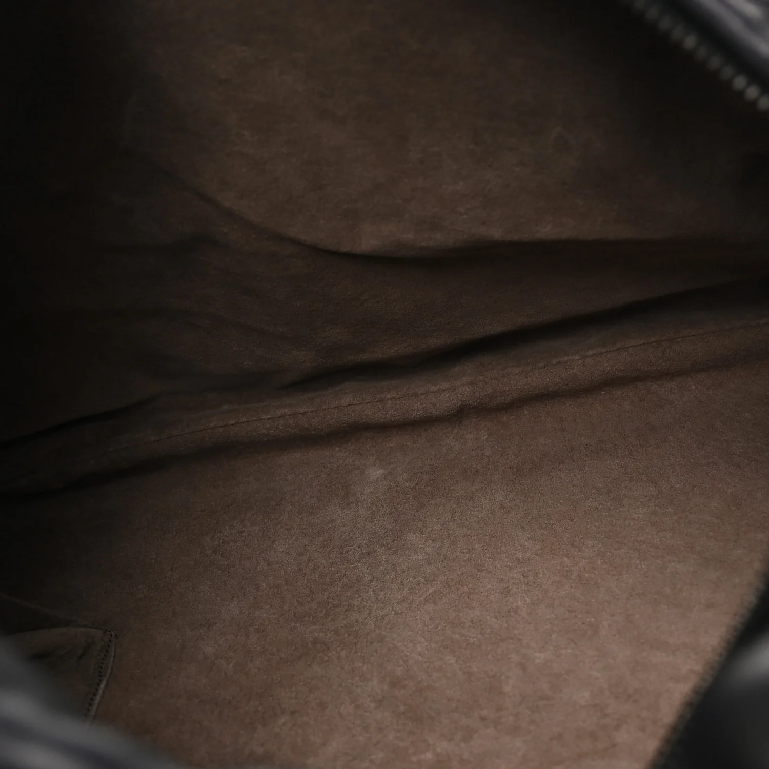 Nappa Intrecciato Large Veneta Hobo Black - Image 5