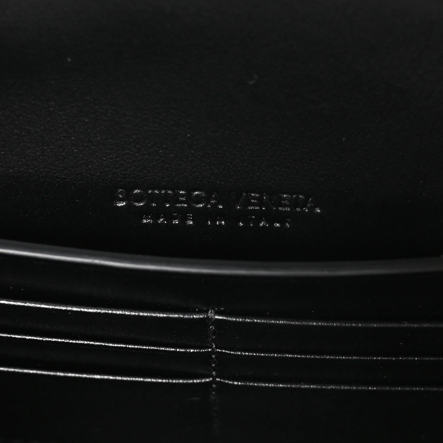 Nappa Intrecciato Long Andiamo Top Handle Clutch Black - Image 6