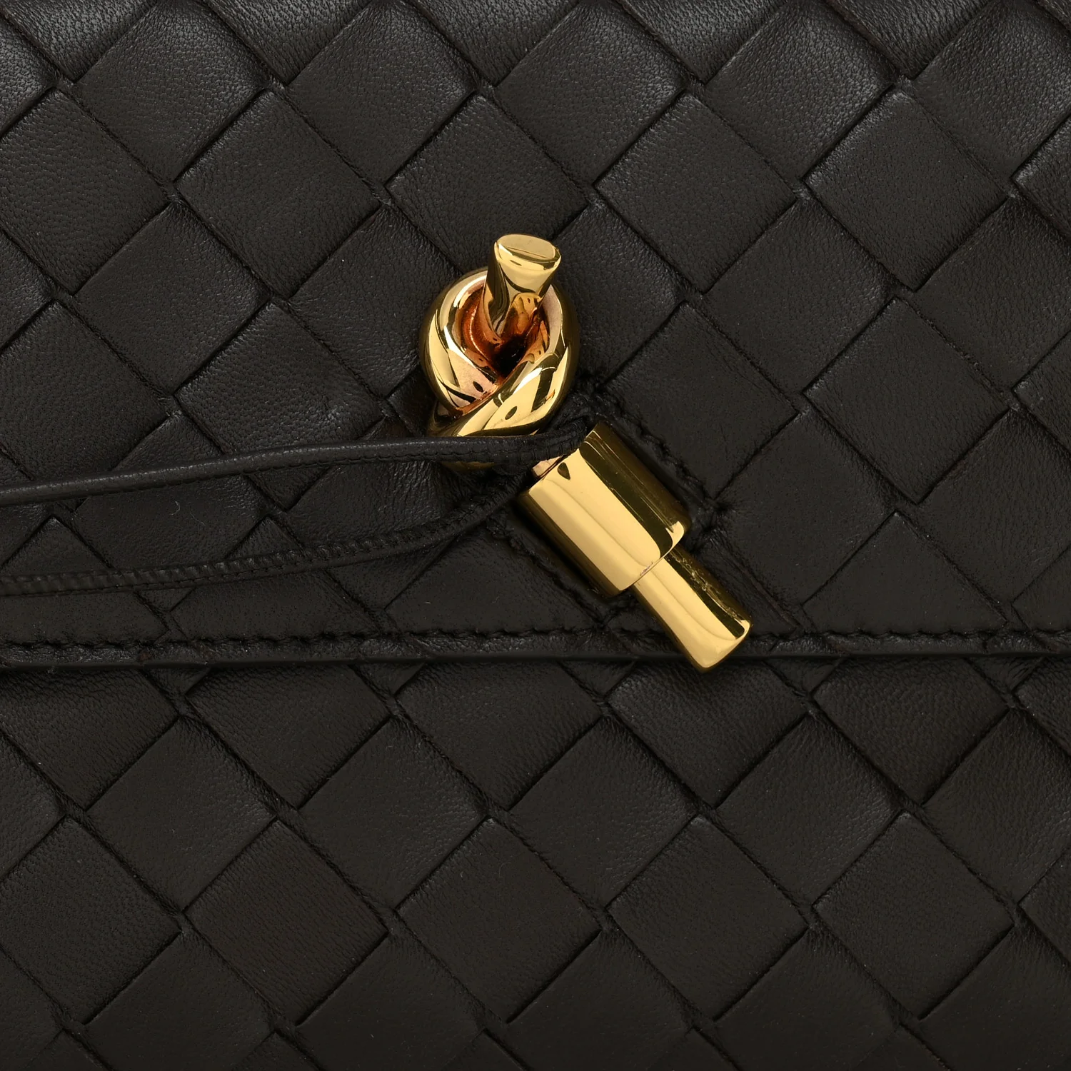 Nappa Intrecciato Long Andiamo Top Handle Clutch Fondant - Image 8