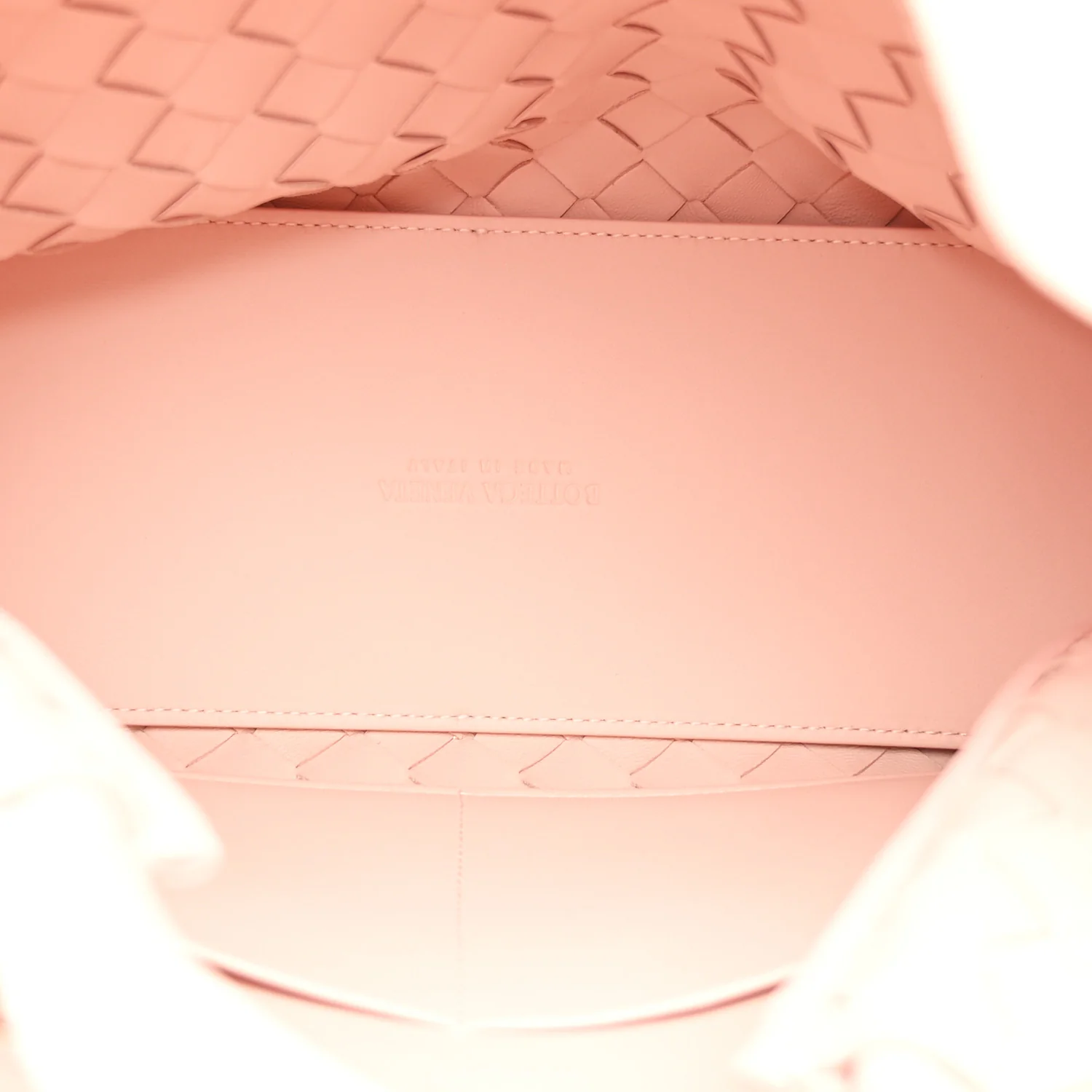 Nappa Intrecciato Medium Andiamo Shoulder Bag Cameo - Image 5