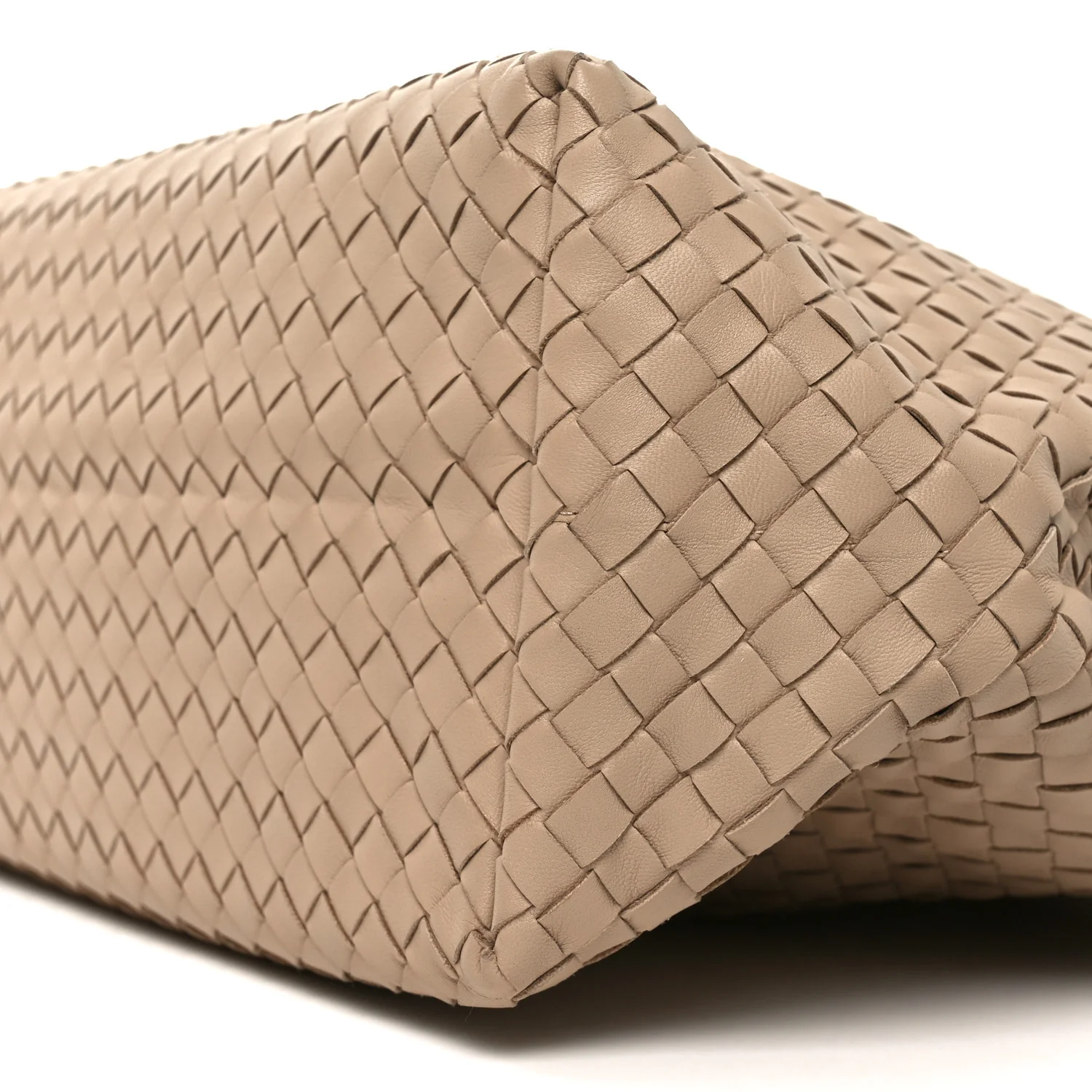 Nappa Intrecciato Medium Garda Bag Beige - Image 11
