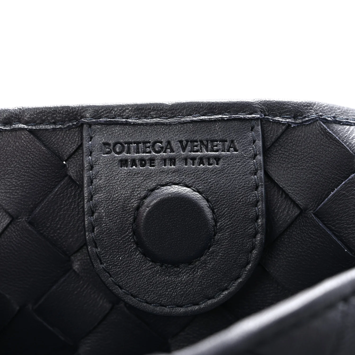 Nappa Intrecciato Sardine With Chain Bag Space - Image 6