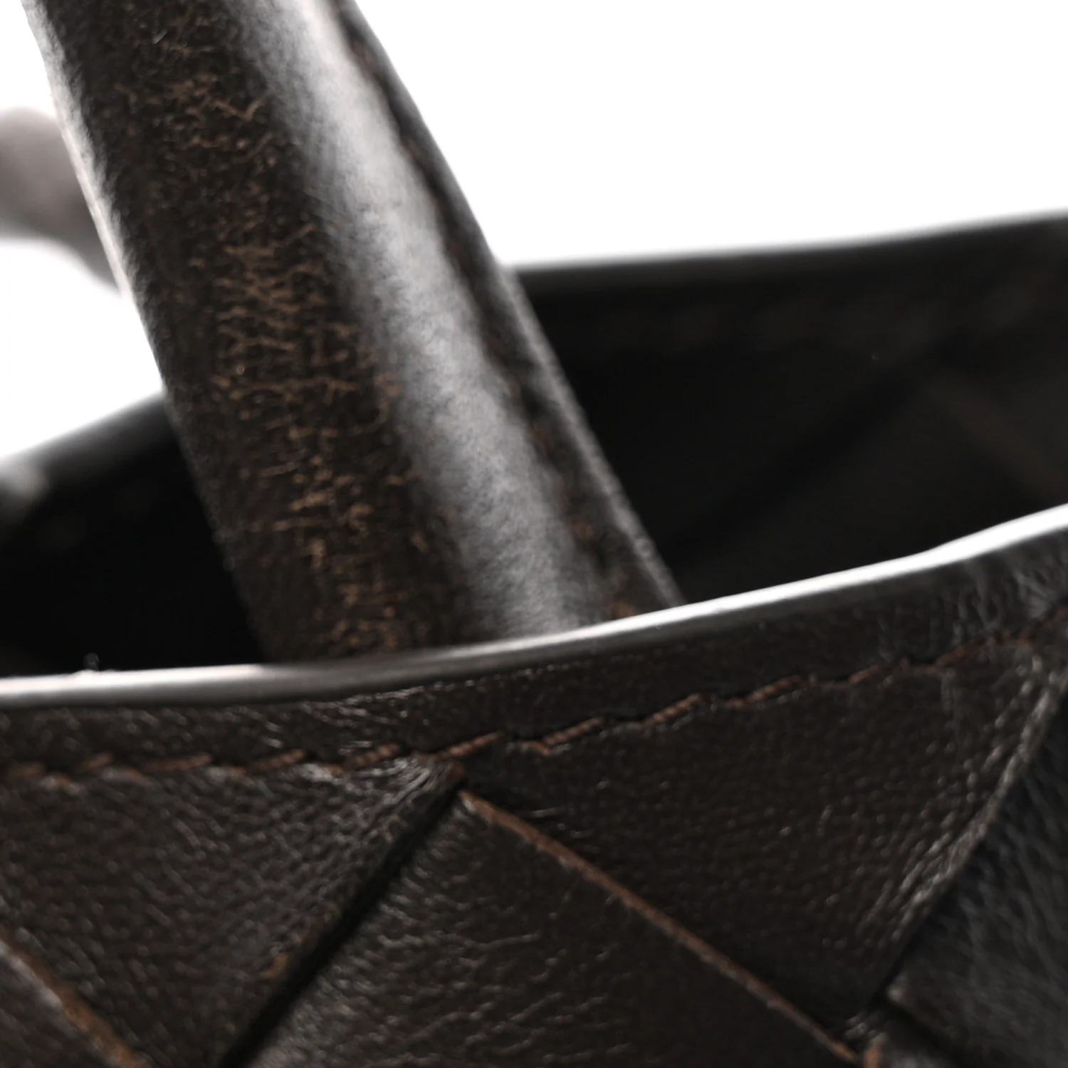 Nappa Intrecciato Small Andiamo Shoulder Bag Fondant - Image 10