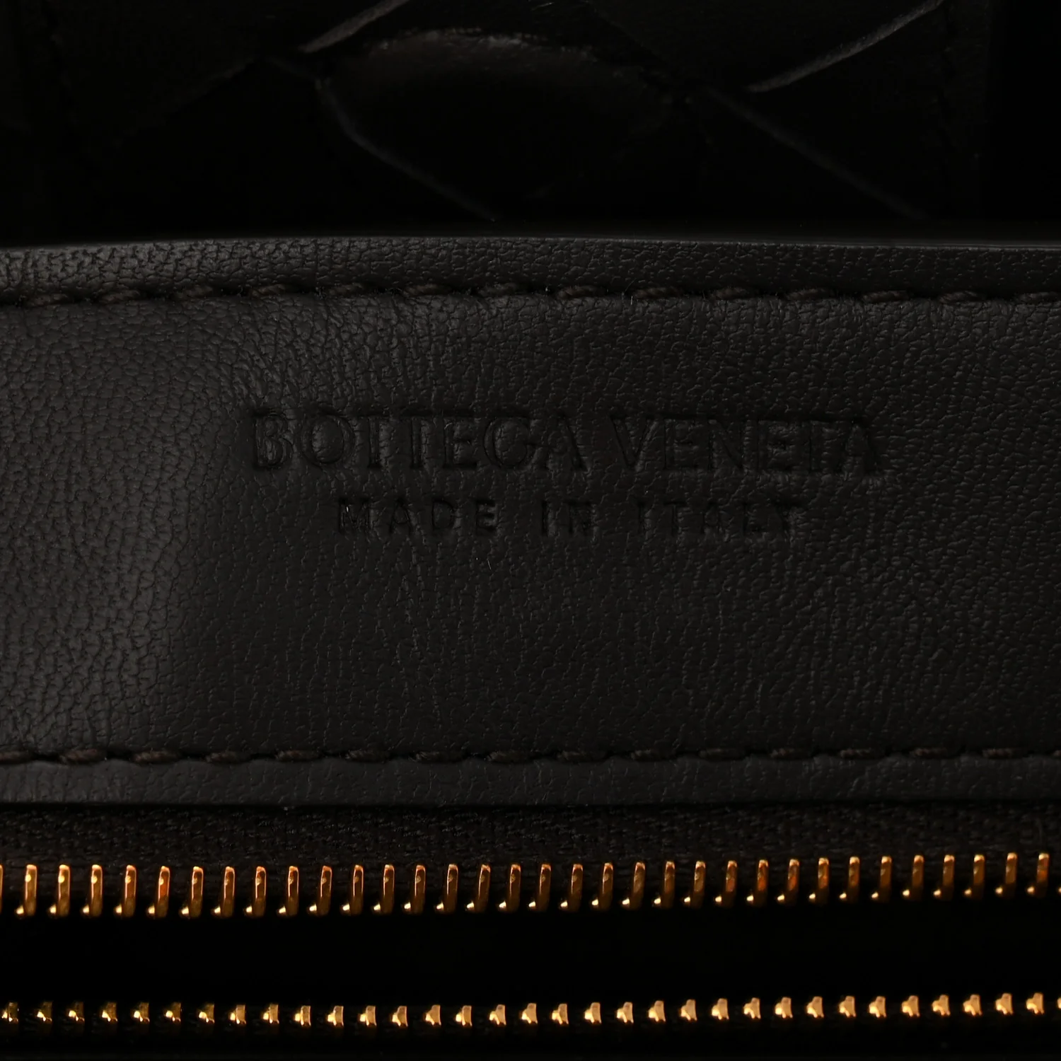 Nappa Intrecciato Small Andiamo Shoulder Bag Fondant - Image 7