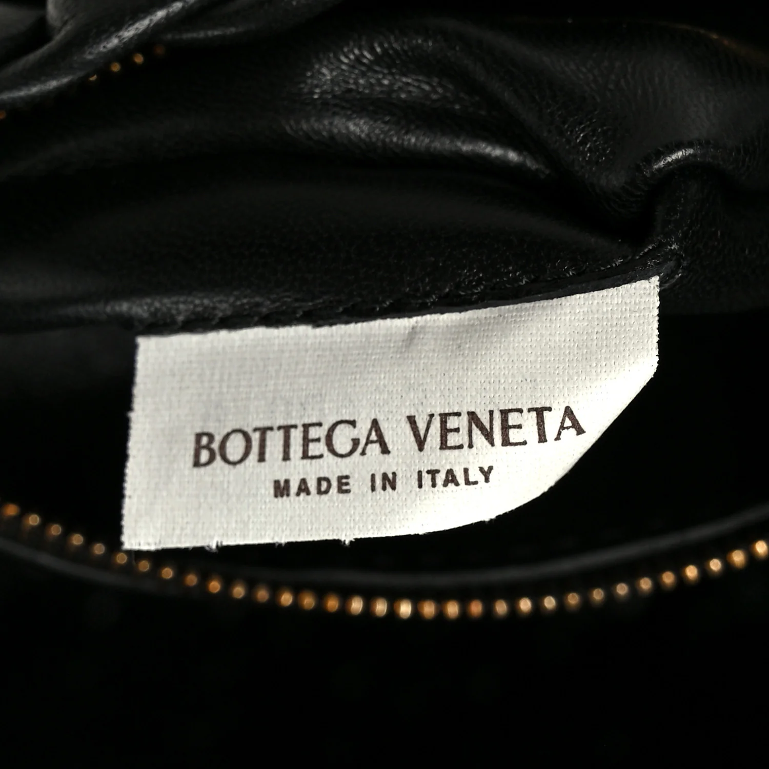 Nappa Intrecciato Small Cobble Messenger Bag Black - Image 7