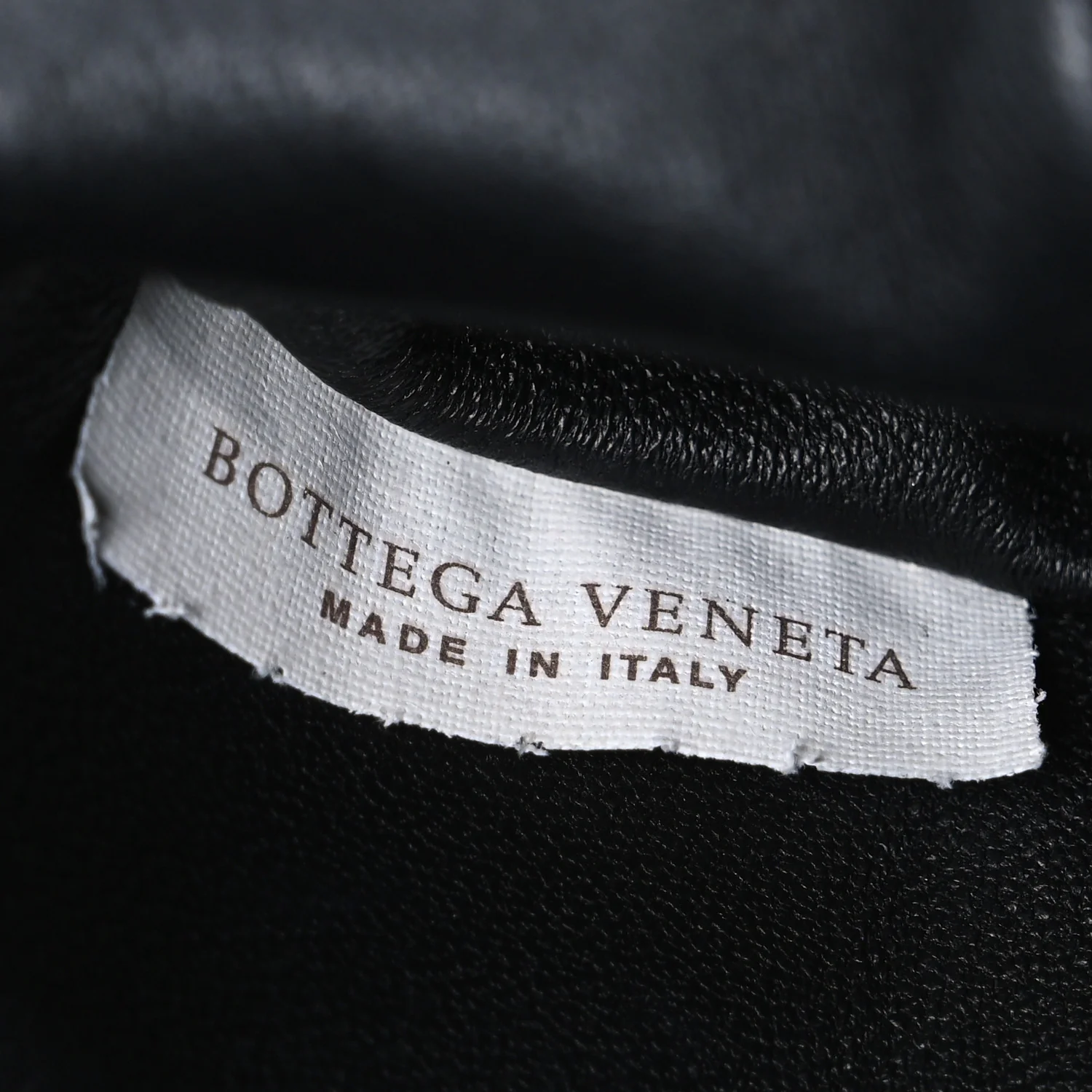 Nappa Intrecciato The Mini Pouch Black - Image 7