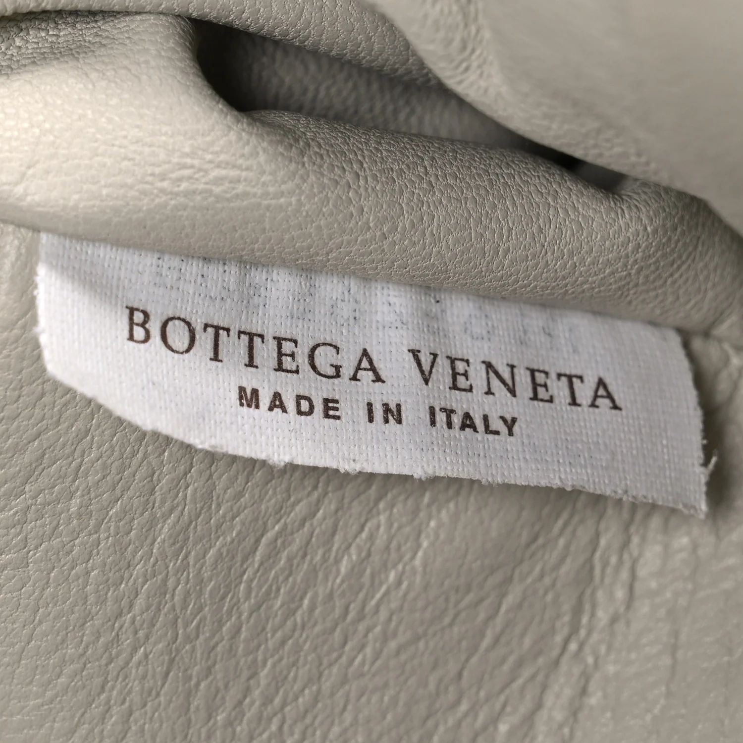 Nappa Maxi Intrecciato The Pouch Oversized Clutch Plaster - Image 7