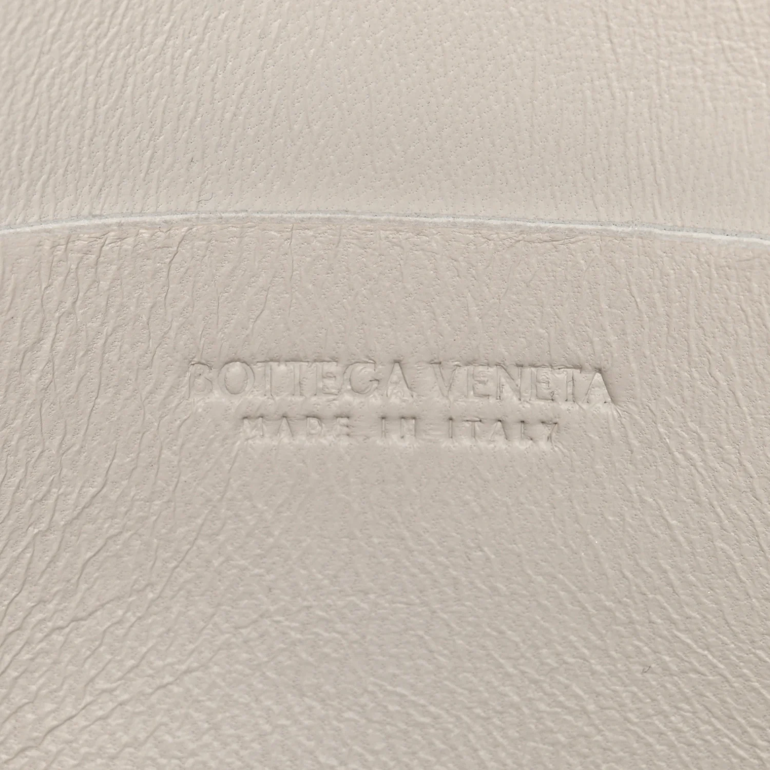 Nappa Maxi Intreccio The Belt Cassette Bag White - Image 6