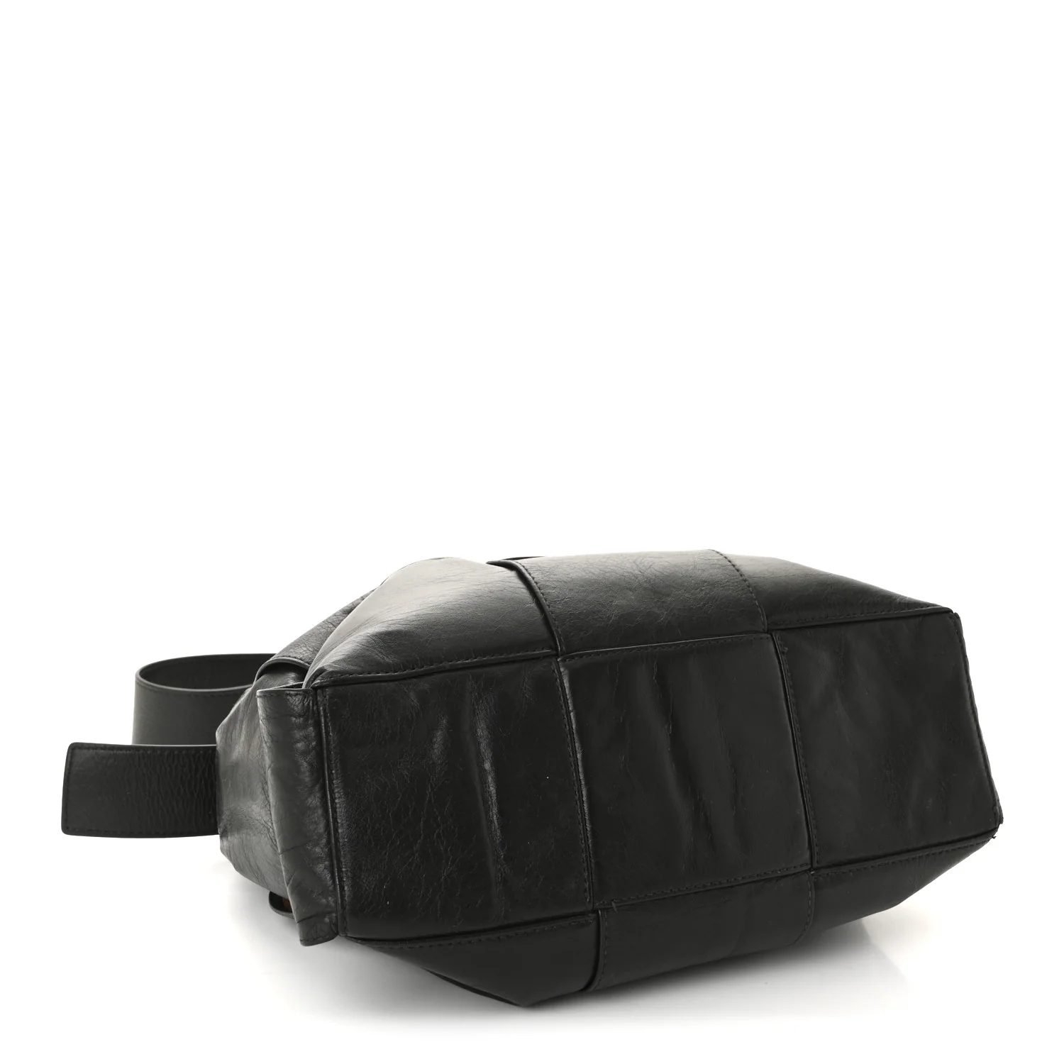 Paper Calfskin Maxi Intreccio Medium Arco Camera Bag Camping - Image 4