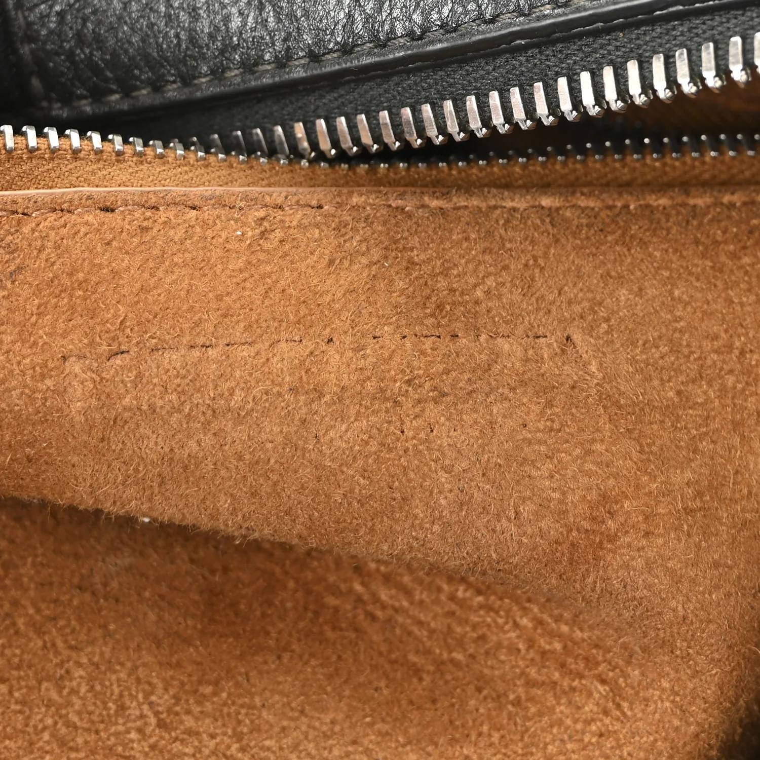 Paper Calfskin Maxi Intreccio Medium Arco Camera Bag Camping - Image 6