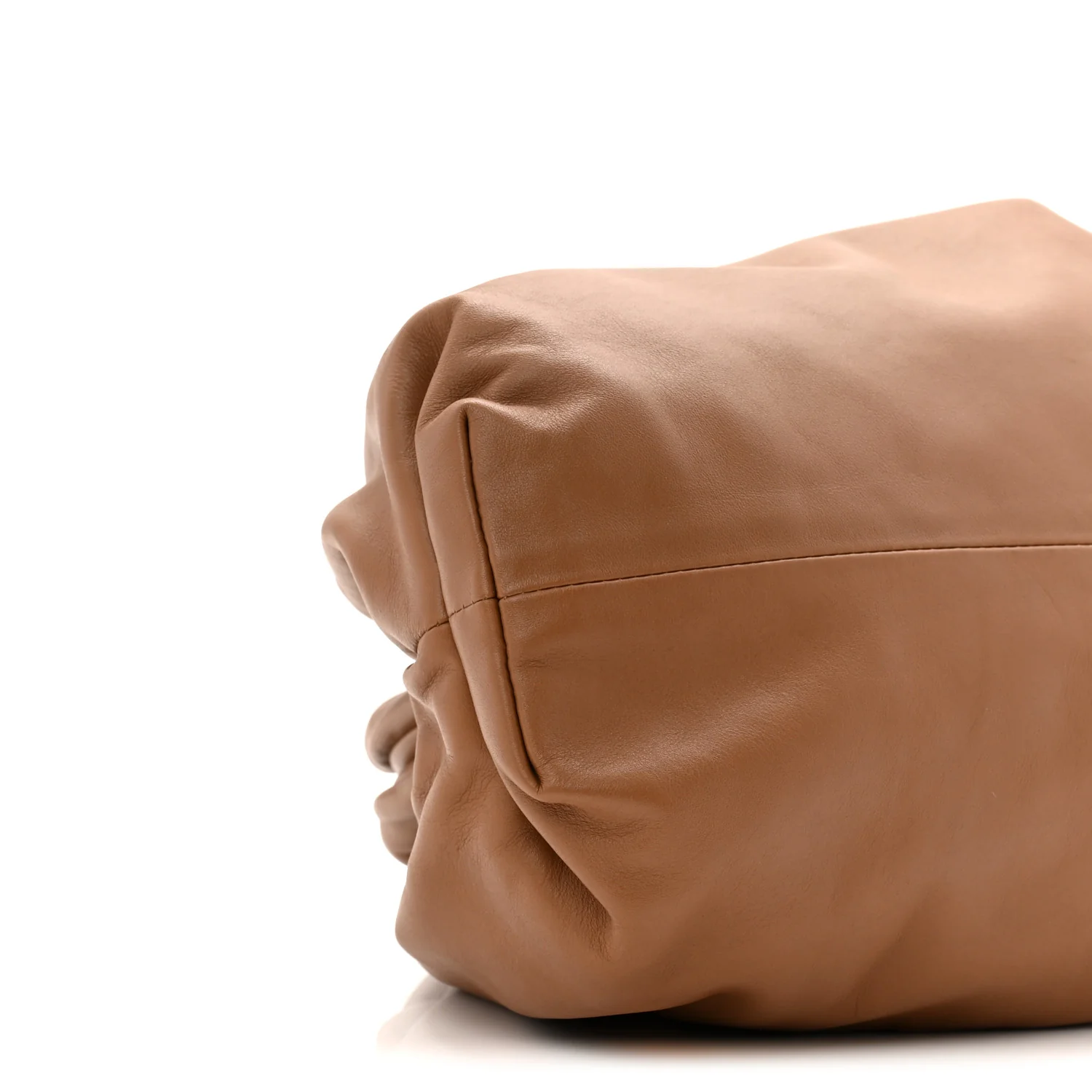 Smooth Butter Calf The Pouch Oversized Clutch Cammello - Image 9