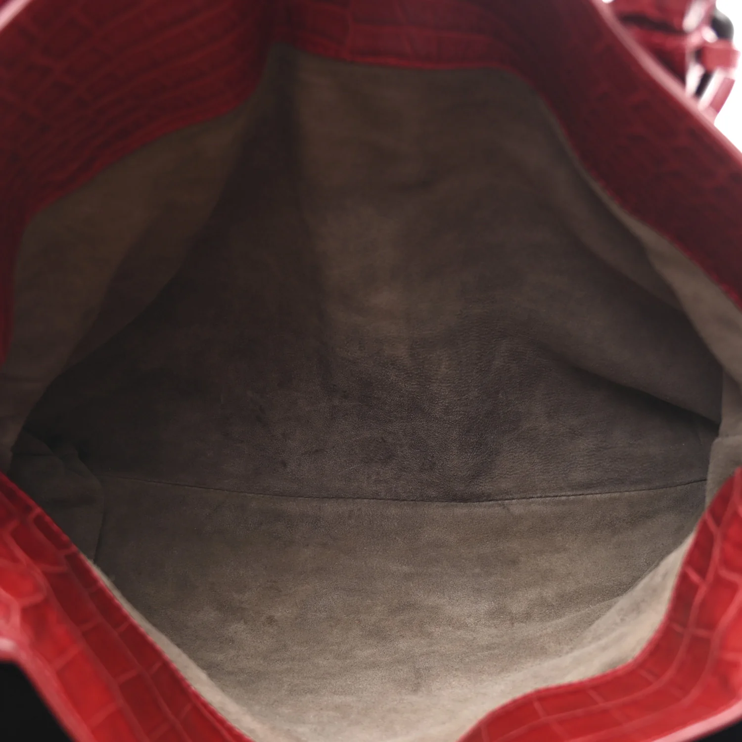 Soft Crocodile Fume Medium Roma Tote Blood - Image 5