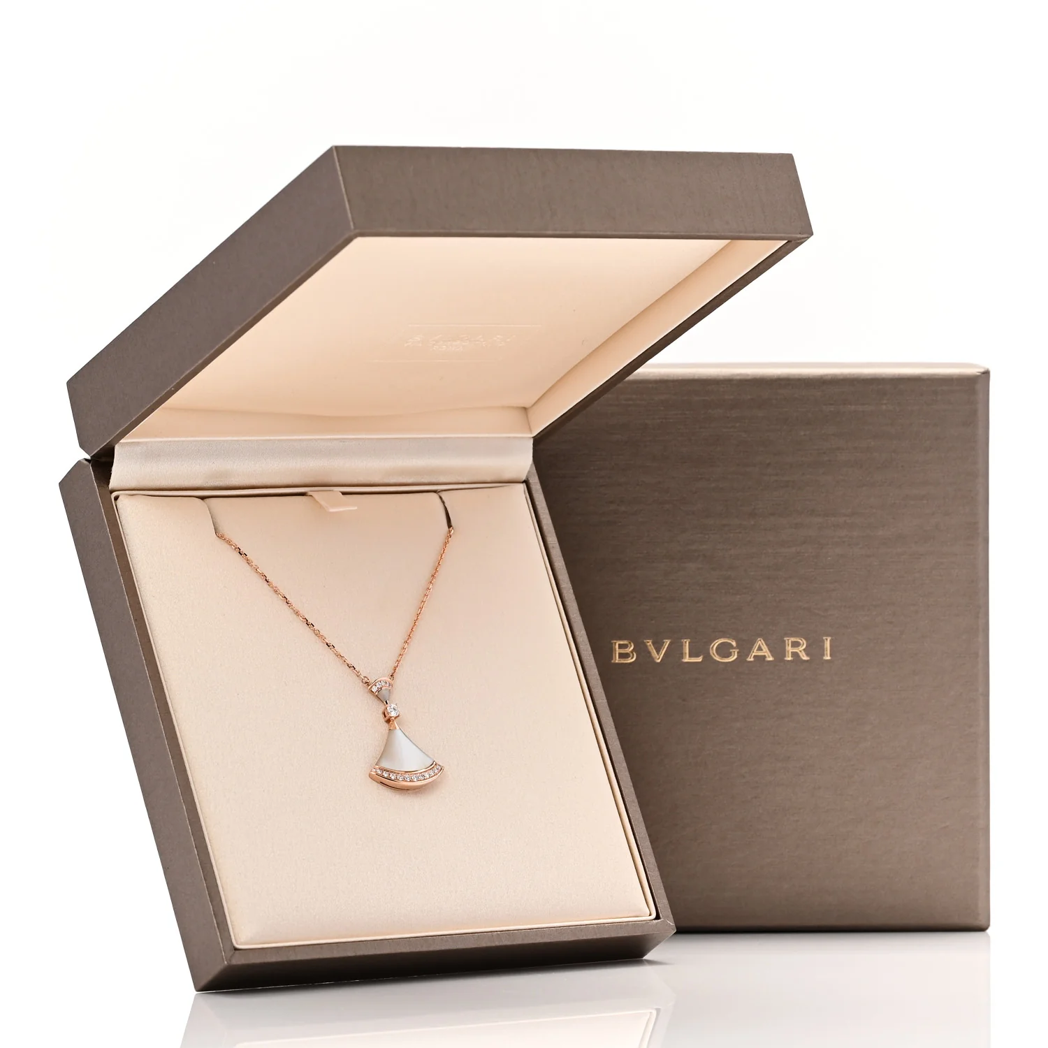 18K Rose Gold Diamond Large Mother of Pearl Divas' Dream Pendant Necklace - Image 5