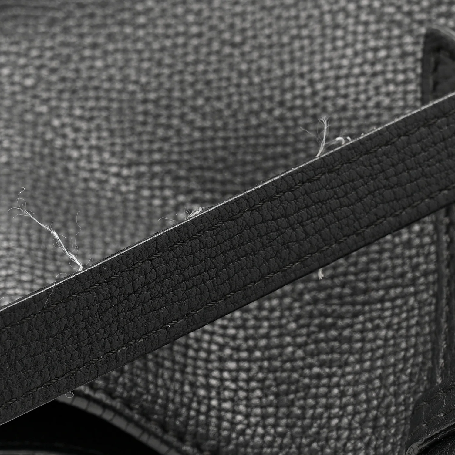 Grainy Calfskin House Check Small Canterbury Black - Image 12