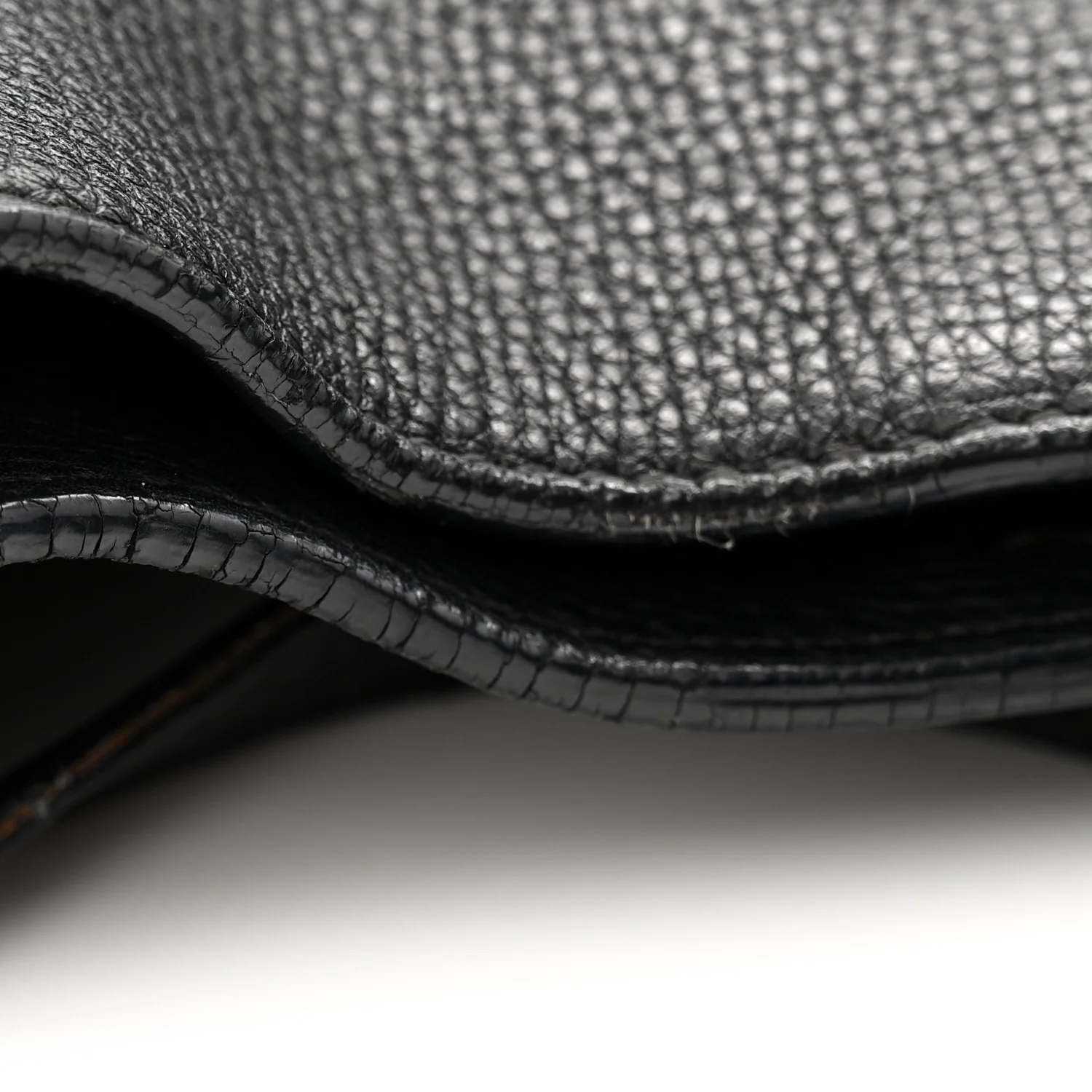 Grainy Calfskin House Check Small Canterbury Black - Image 13