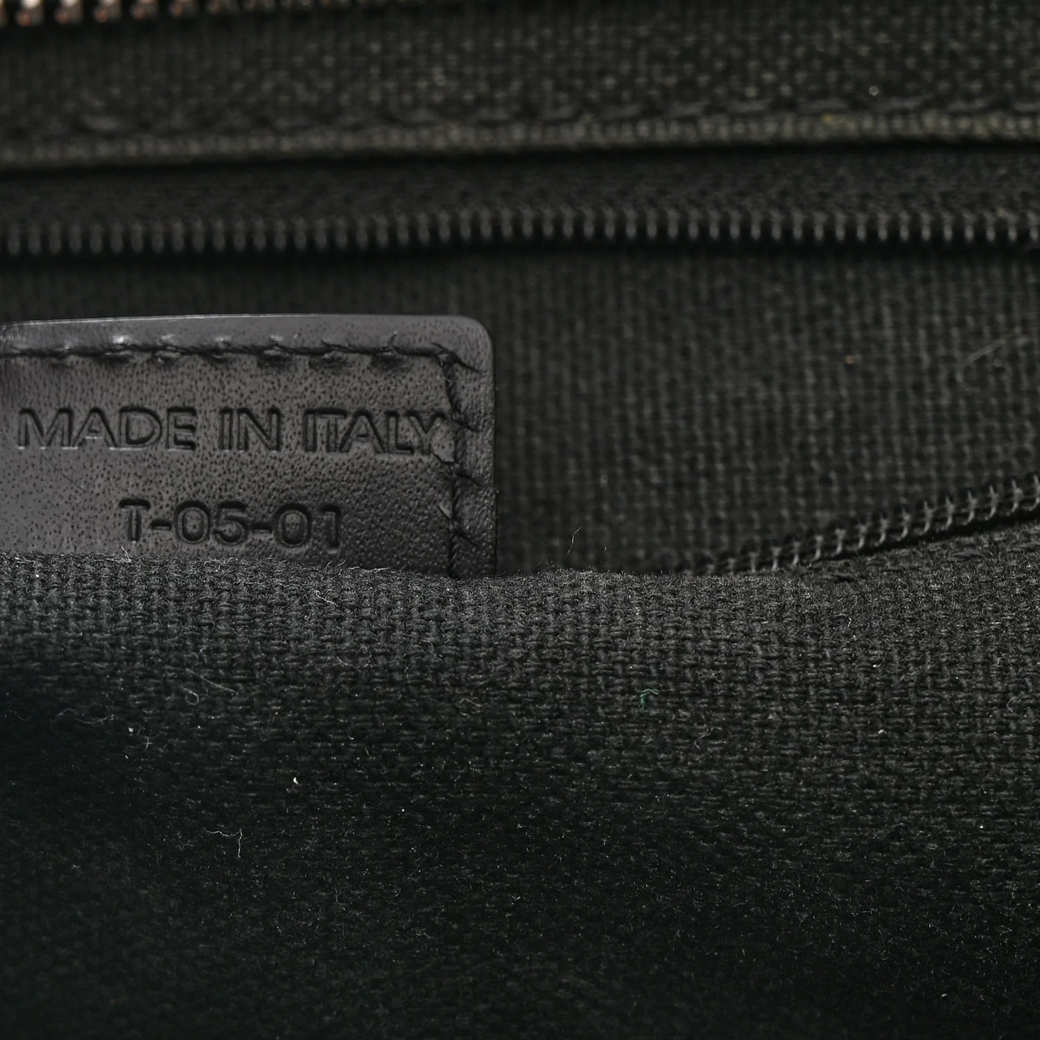 House Check Shoulder Bag Black - Image 7