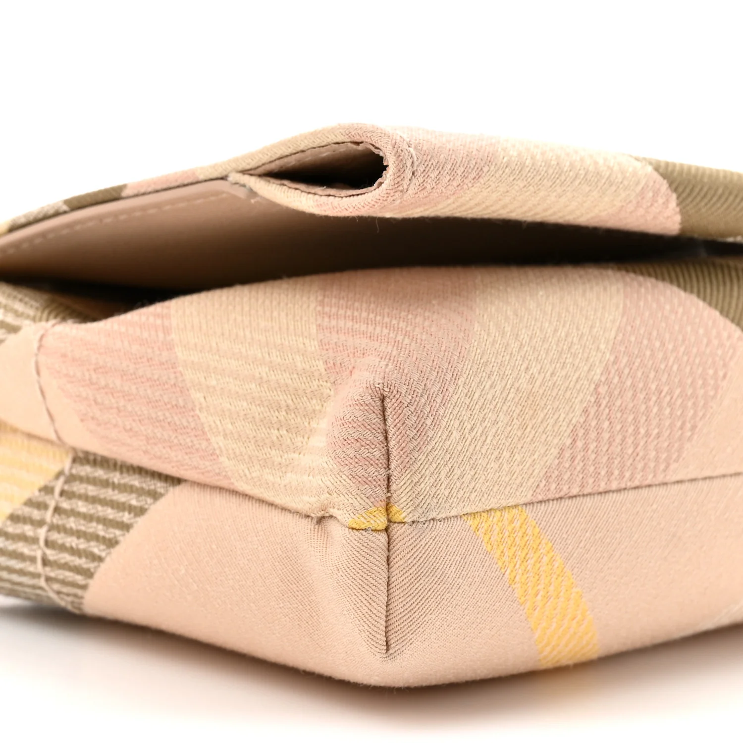 Jacquard Check Soft Snip Mini Chain Bag Teacup - Image 10
