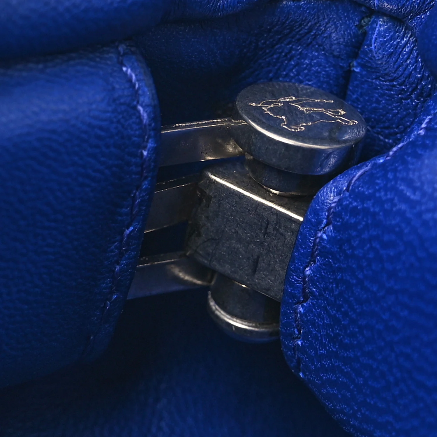 Smooth Calfskin Rose Clutch Knight - Image 10