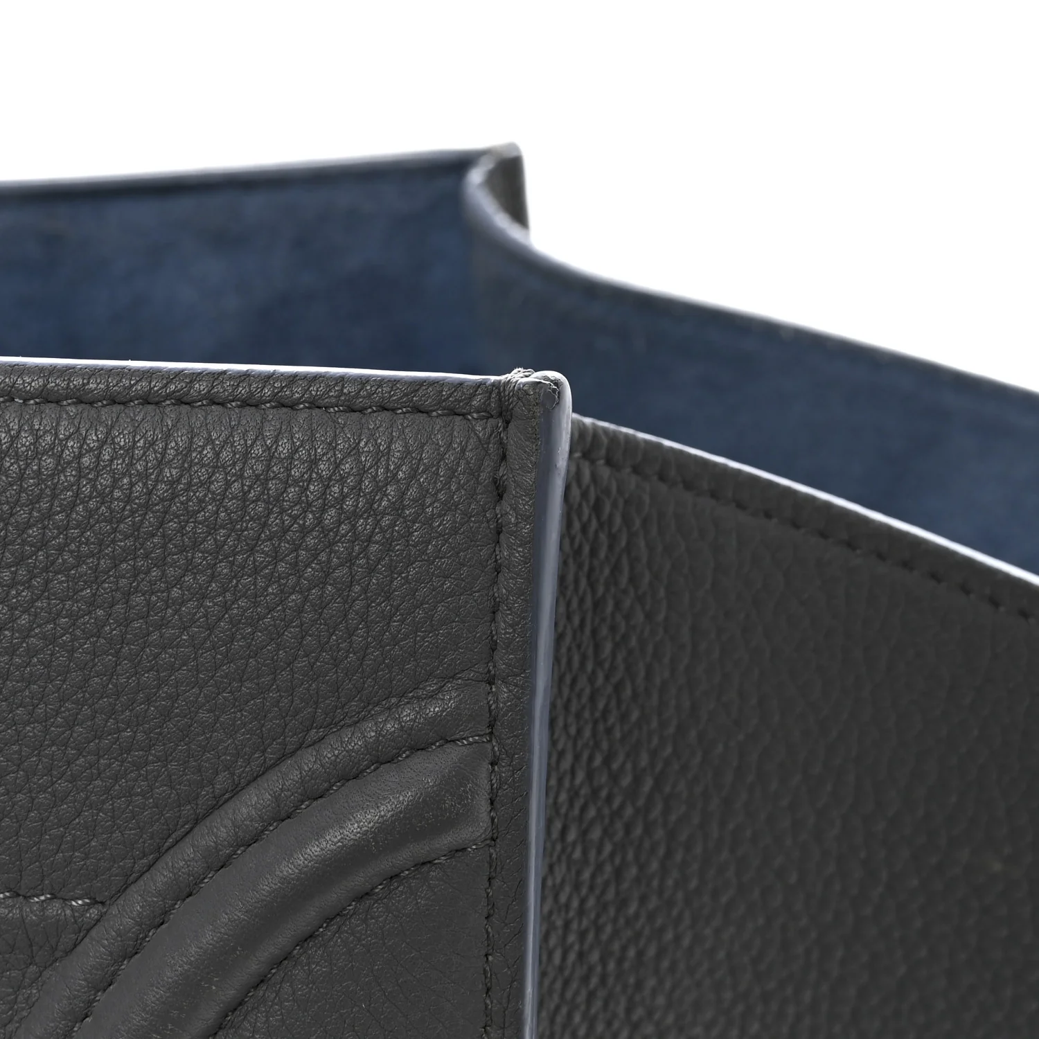 Baby Grained Calfskin Medium Phantom Luggage Kohl - Image 17
