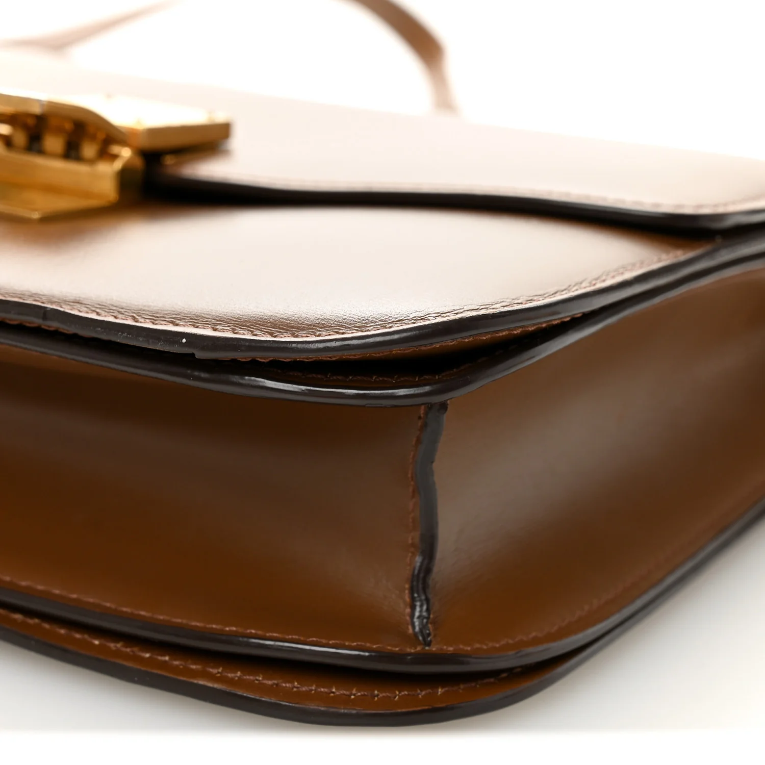 Box Calfskin Medium Classic Box Flap Bag Camel - Image 10