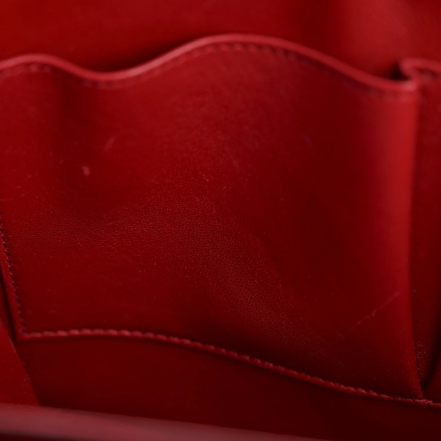 Box Calfskin Medium Classic Box Flap Bag Red - Image 11