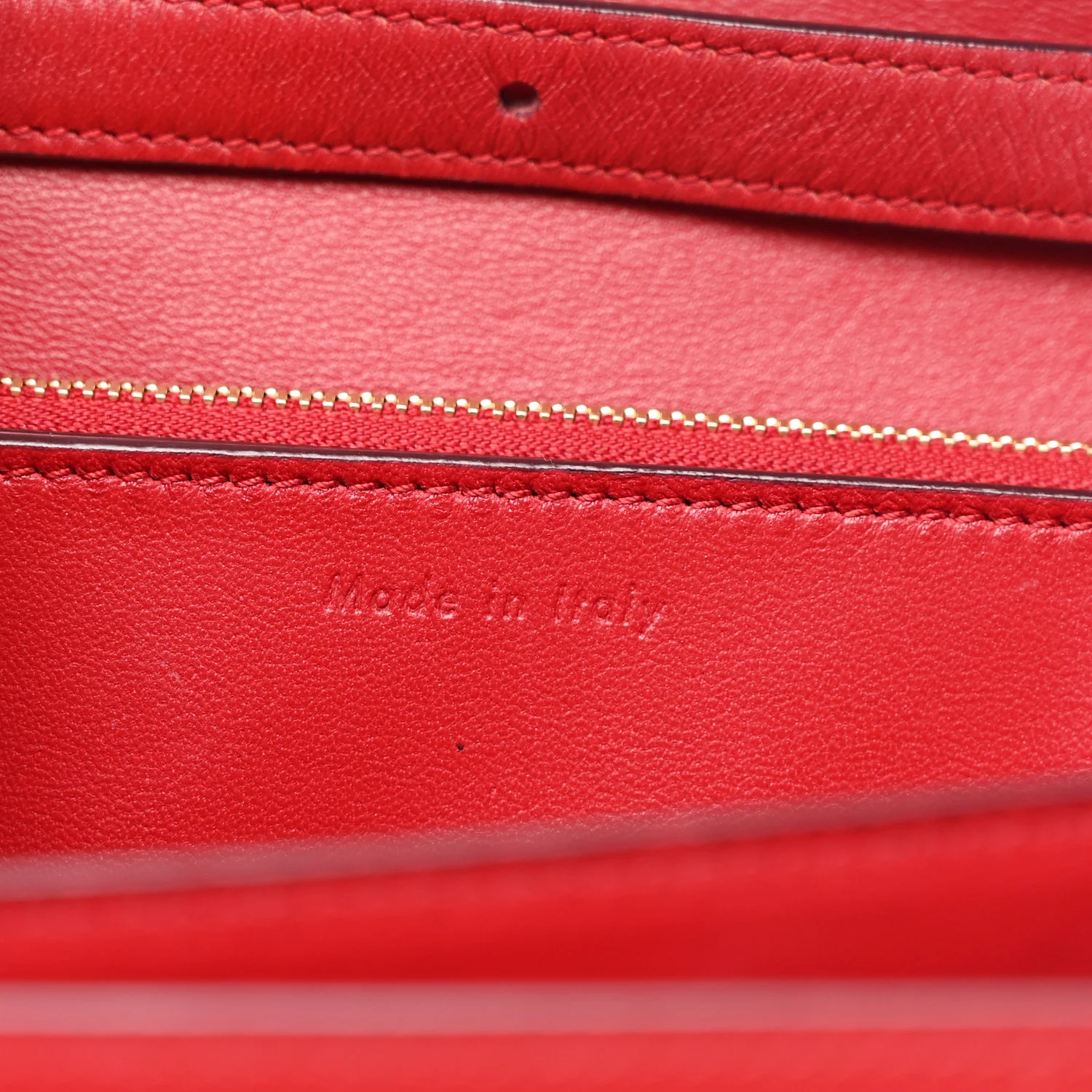 Box Calfskin Medium Classic Box Flap Bag Red - Image 8